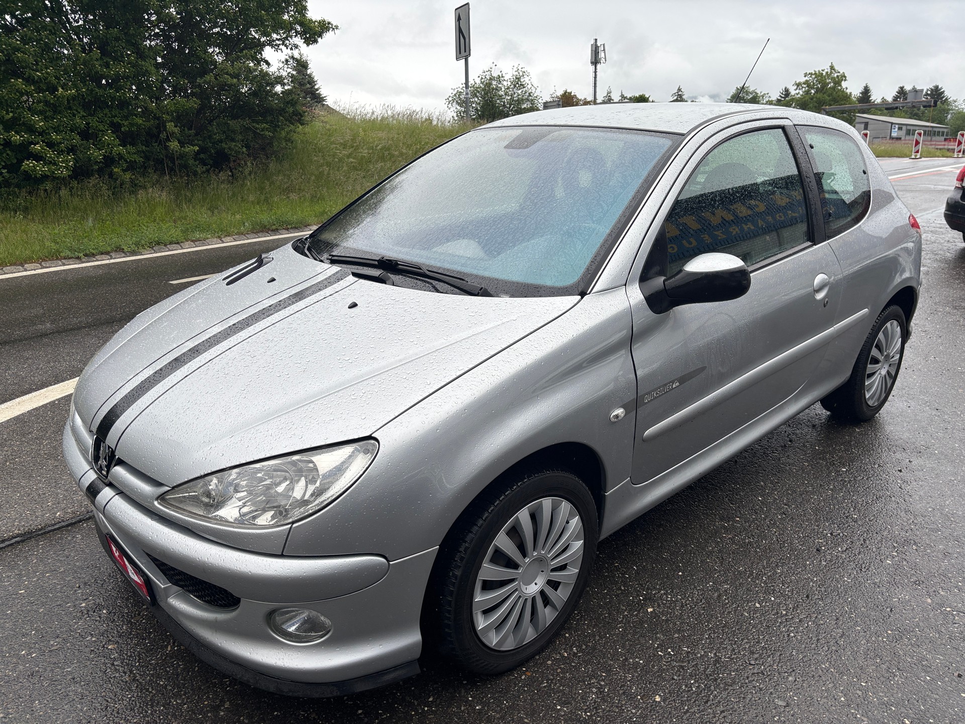 PEUGEOT 206 1.6 16V XS (Sport)-image-1