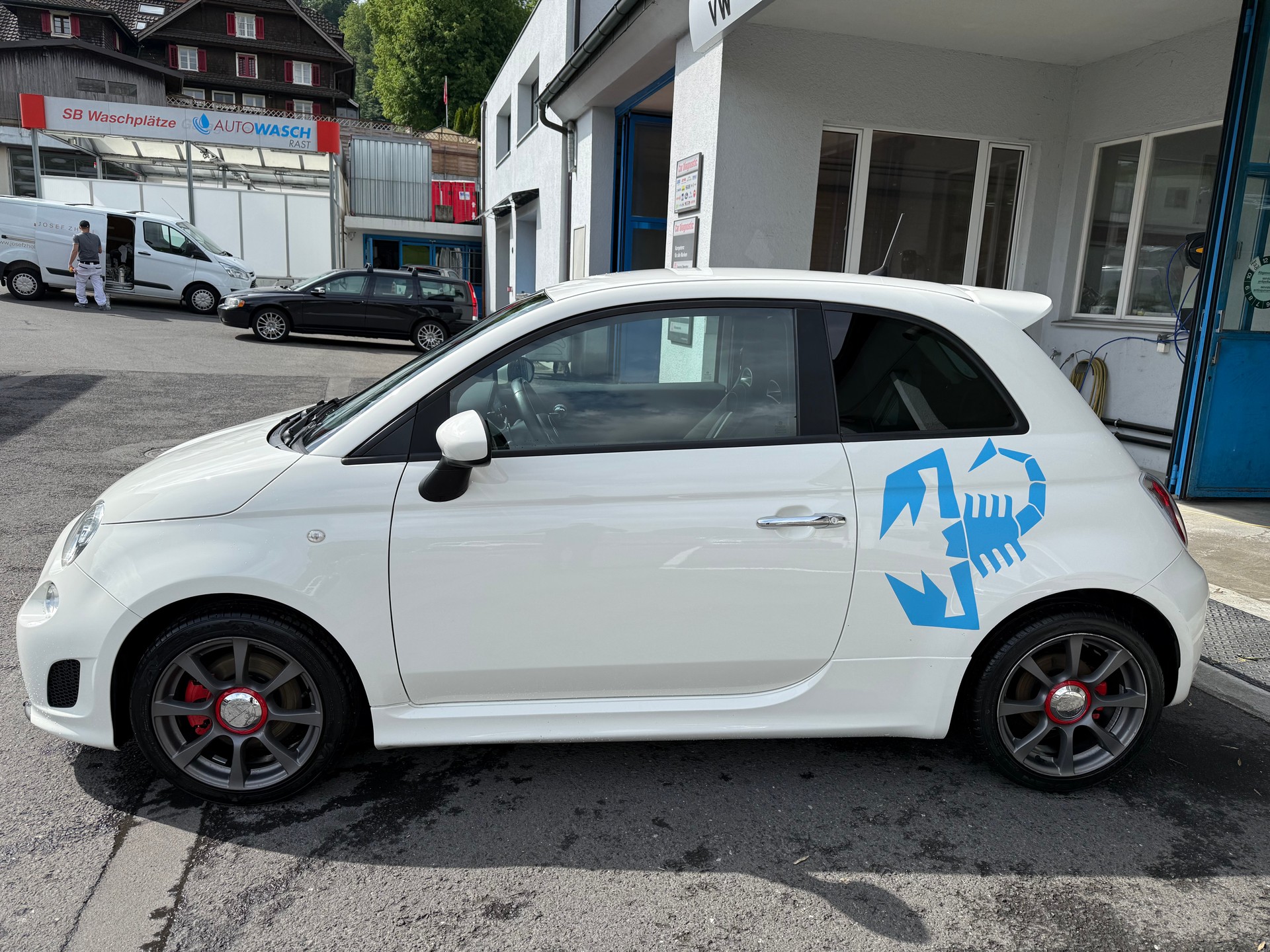 FIAT 500 1.4 16V Turbo Abarth-image-4