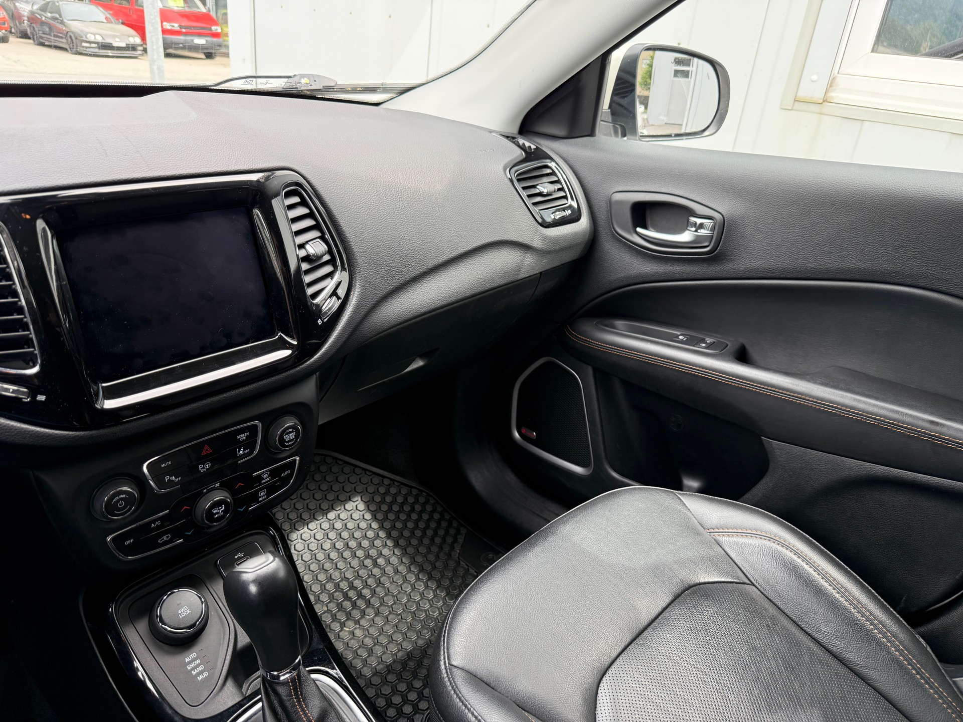 JEEP Compass 1.4 Turbo Limited AWD 9ATX *1.HAND*TOPAUSSTATTUNG*FRISCH AB MFK*-image-14
