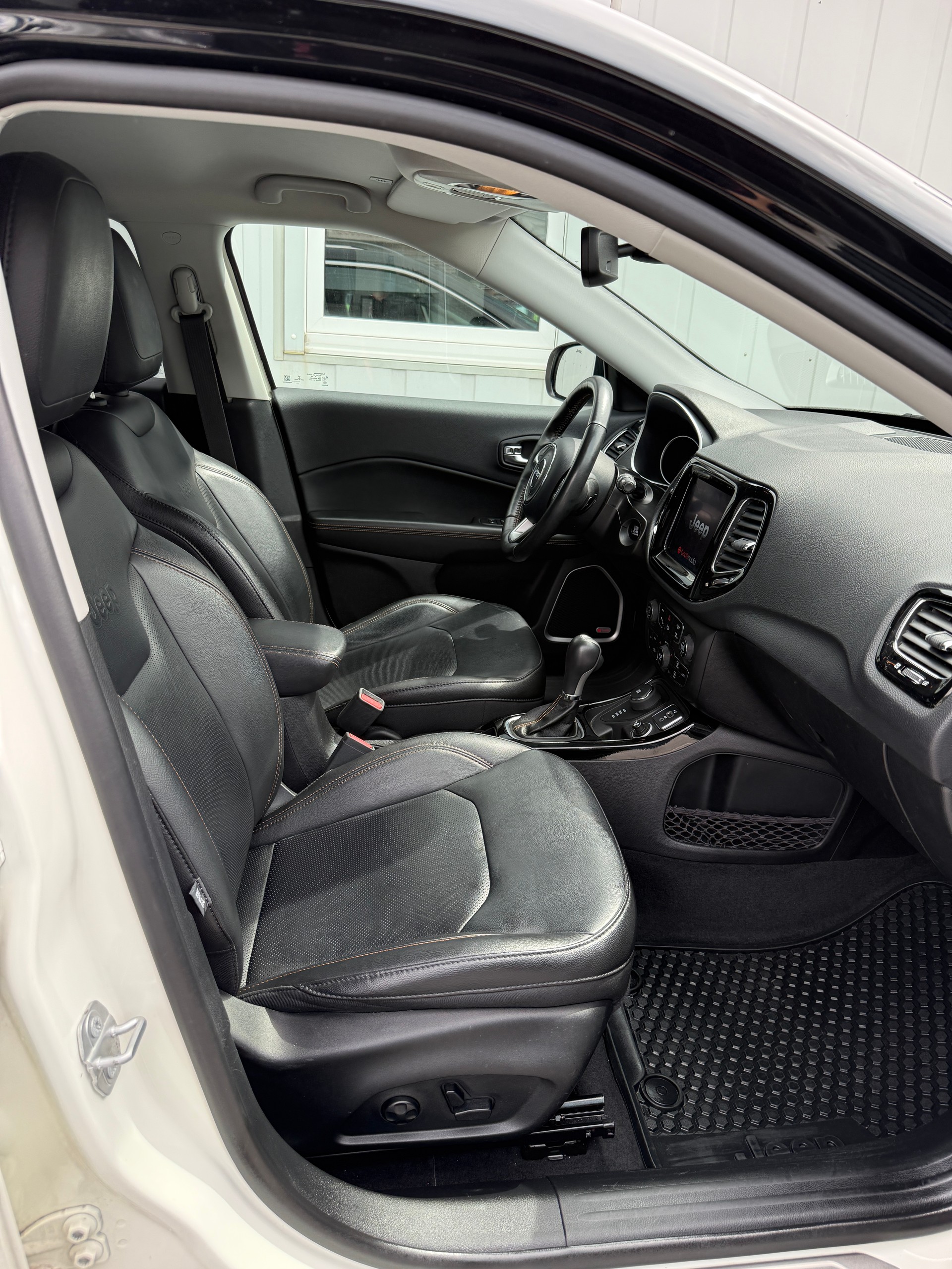 JEEP Compass 1.4 Turbo Limited AWD 9ATX *1.HAND*TOPAUSSTATTUNG*FRISCH AB MFK*-image-12