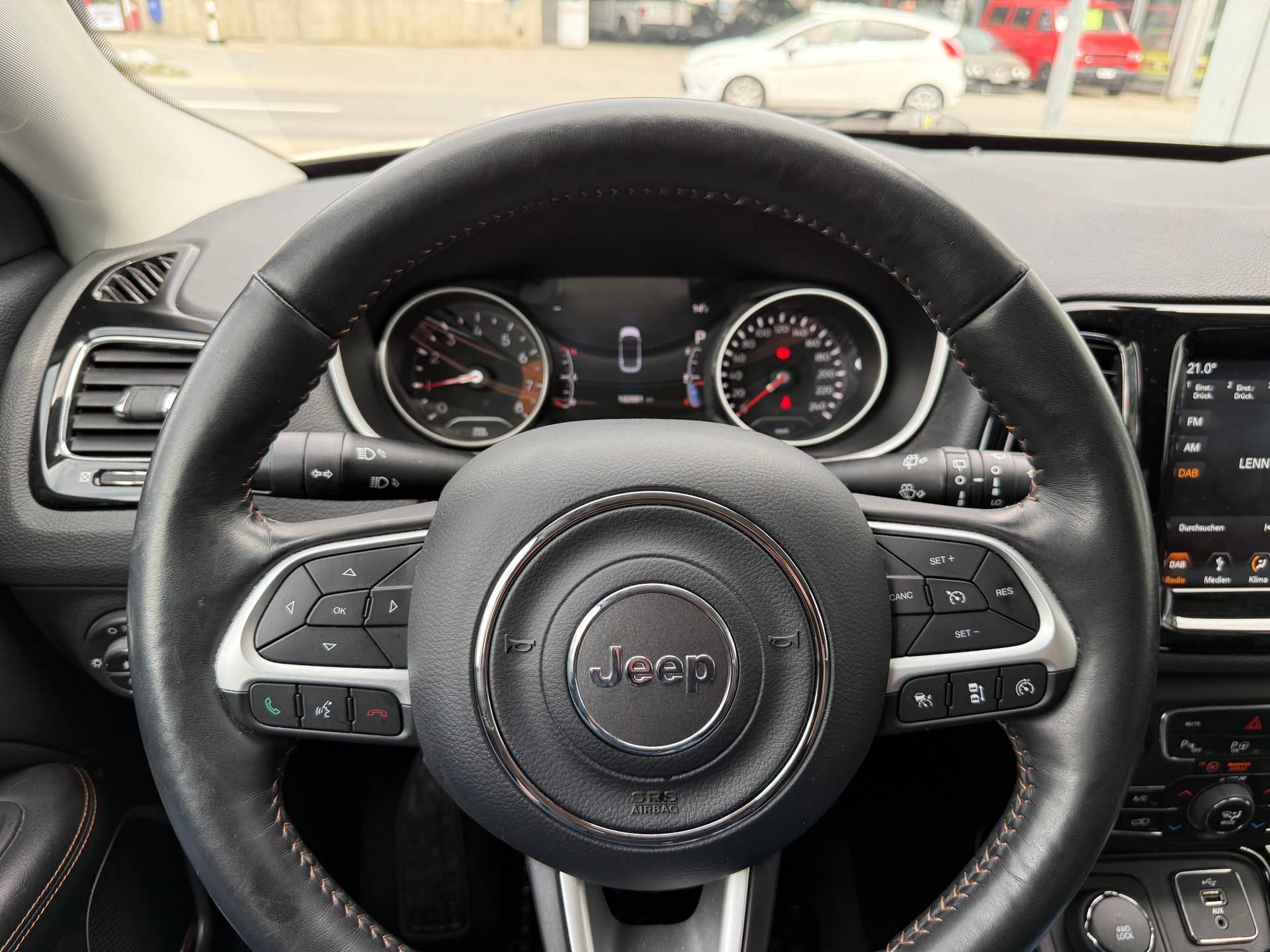 JEEP Compass 1.4 Turbo Limited AWD 9ATX *1.HAND*TOPAUSSTATTUNG*FRISCH AB MFK*-image-16