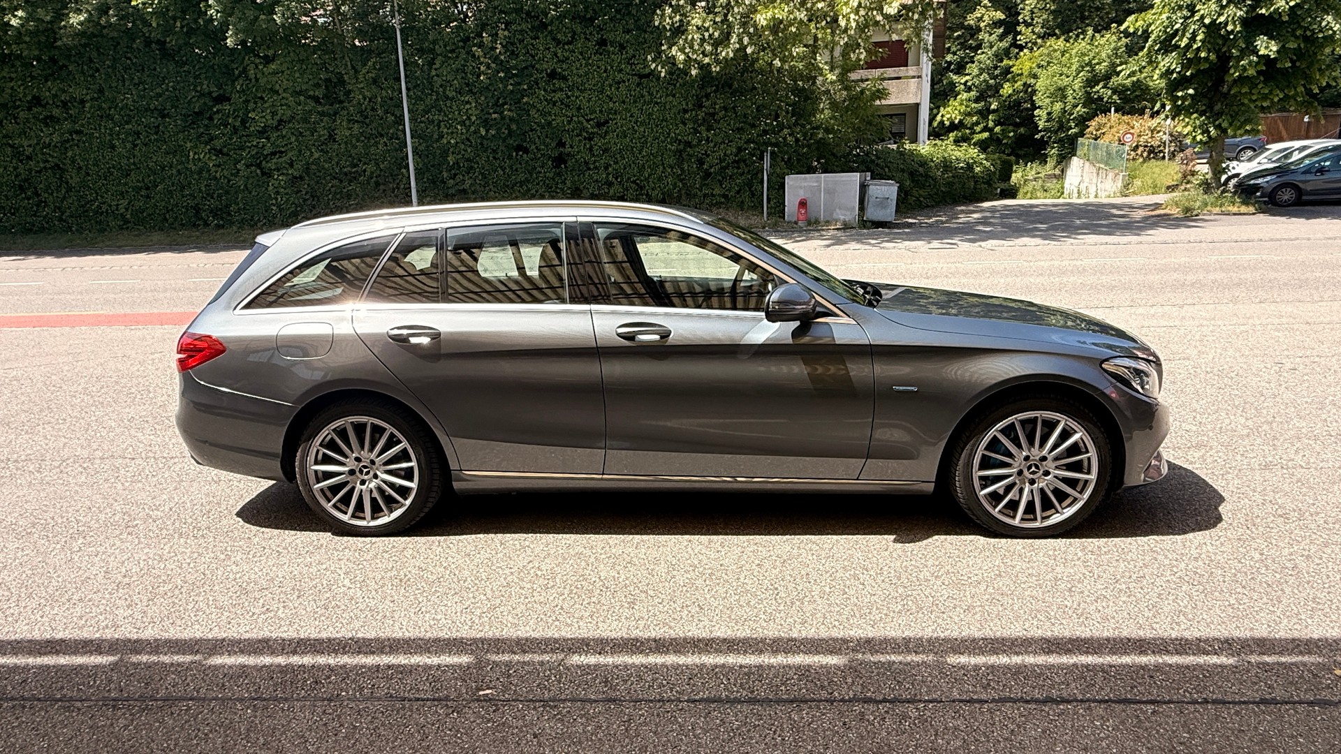 MERCEDES-BENZ C 350 e Exclusive 7G-Tronic-showroom-element-3