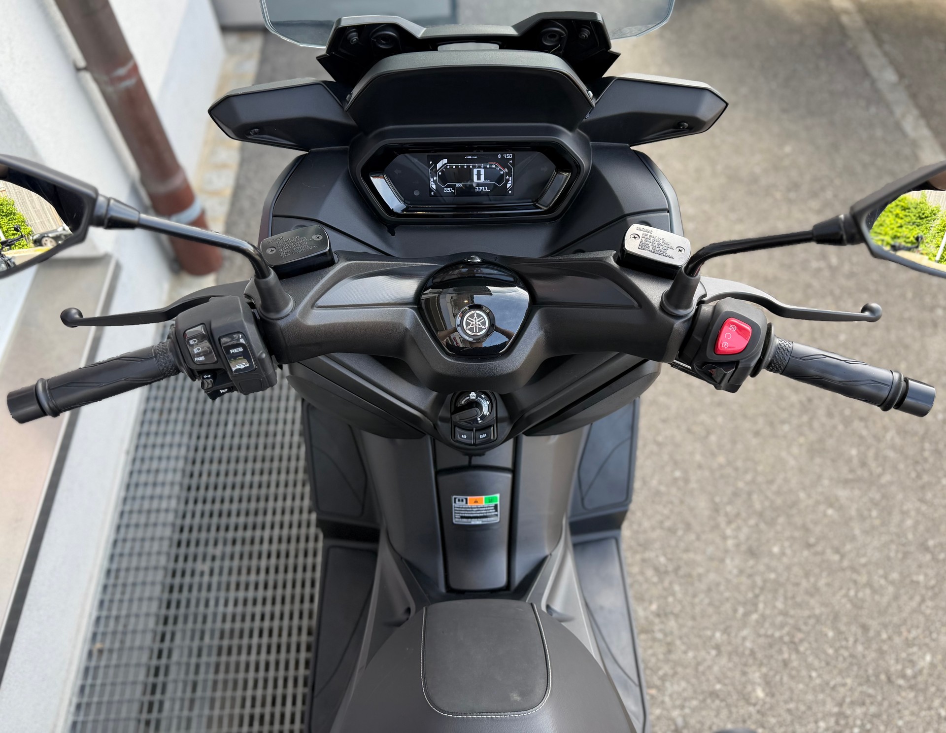 YAMAHA X-Max 300-image-8
