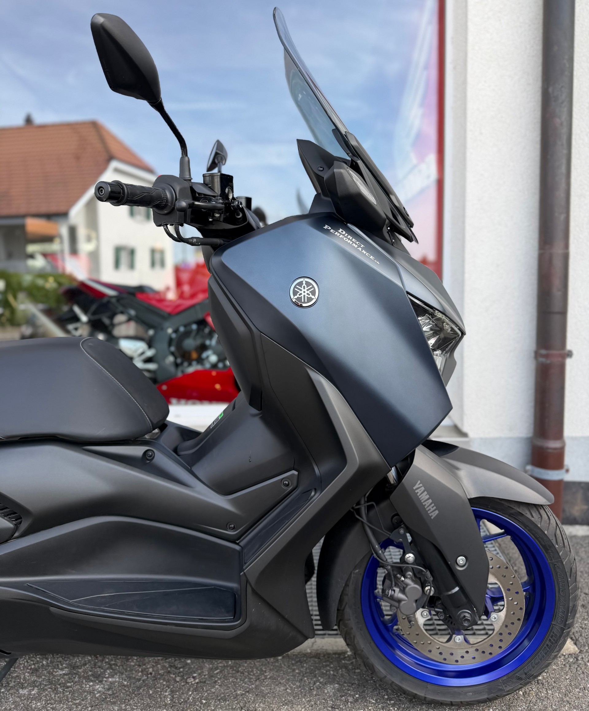 YAMAHA X-Max 300-image-4