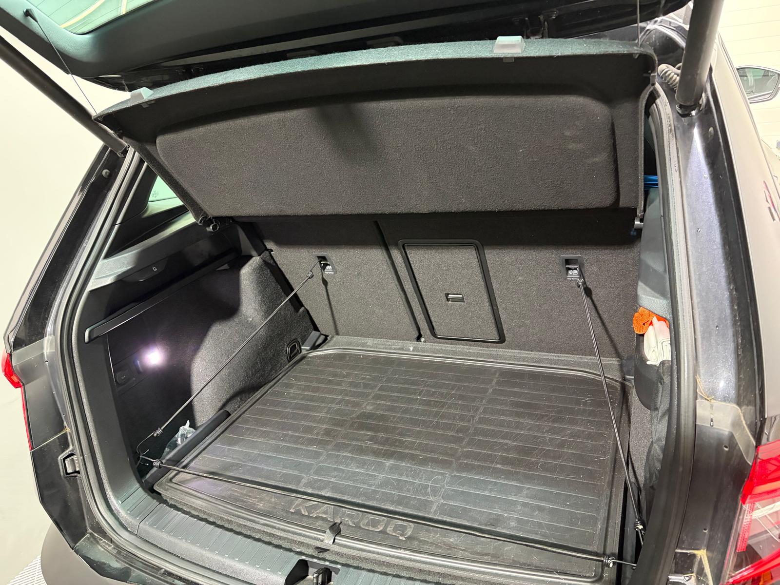 SKODA Karoq 2.0 TSI SportLine 4x4 DSG-image-26