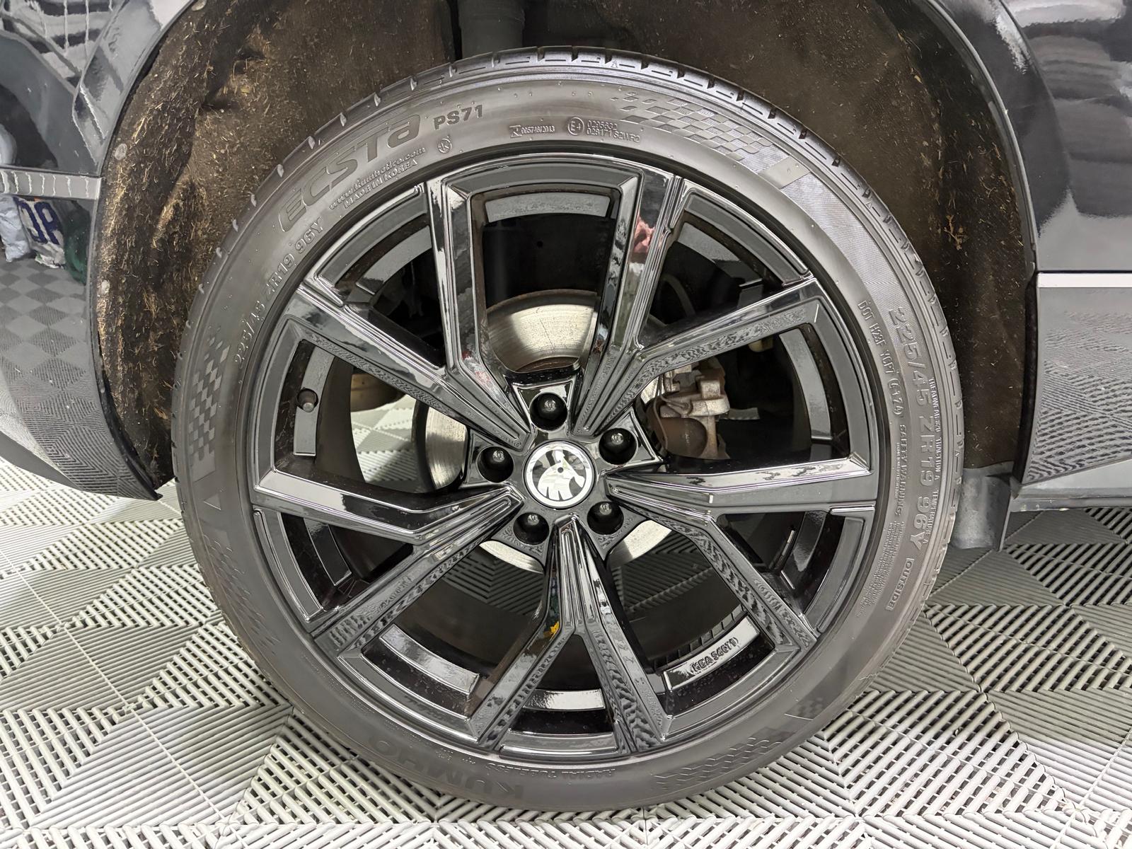 SKODA Karoq 2.0 TSI SportLine 4x4 DSG-image-29