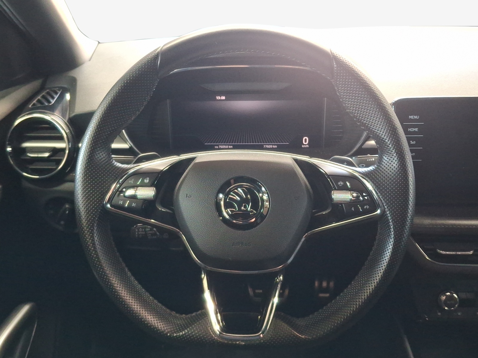 SKODA Fabia 1.5 TSI Style DSG-image-9