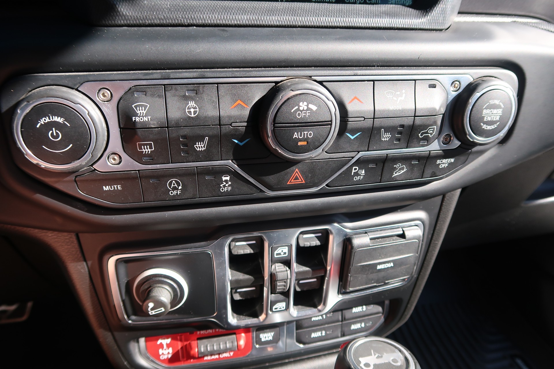 JEEP Wrangler 2.2MJ Unlimited Night Eagle Automatic-image-22