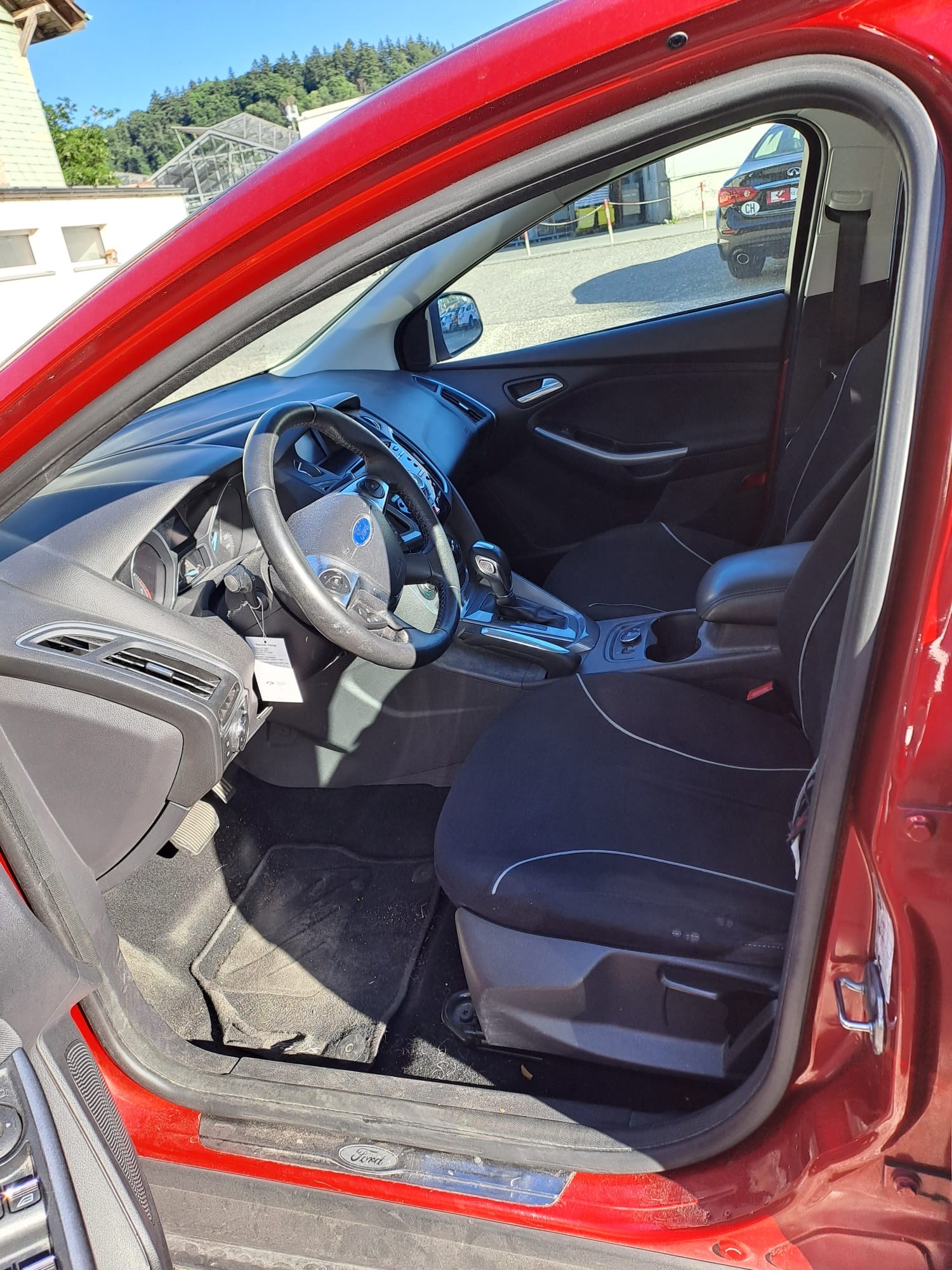 FORD Focus 1.6i VCT Carving PowerShift-image-5