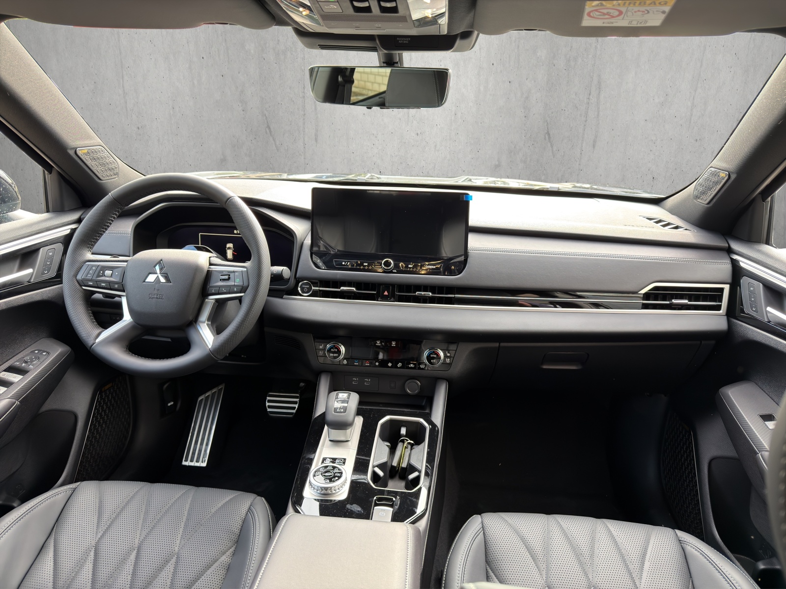 MITSUBISHI Outlander 2.4 PHEV Sport 4x4-image-10