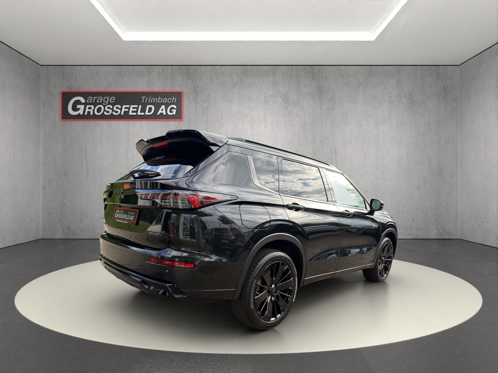 MITSUBISHI Outlander 2.4 PHEV Sport 4x4-image-5