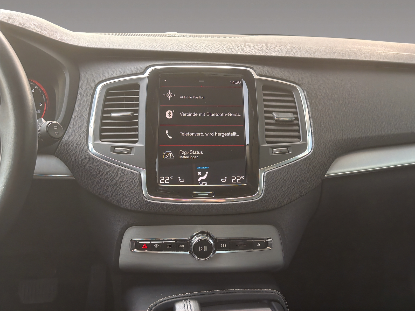 VOLVO XC90 2.0 B5 MH Momentum 5P. AWD-image-10