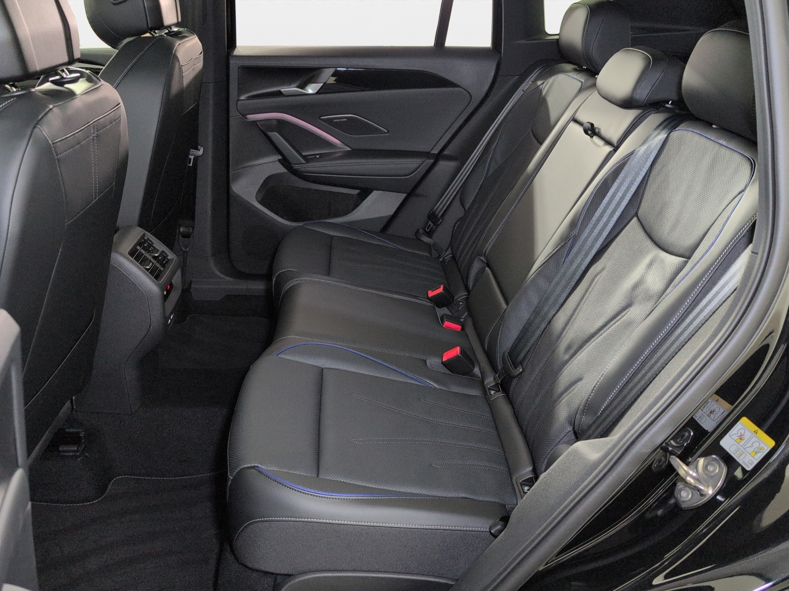 VW Tiguan 1.5 TSI evo2 eHybrid R-Line United DSG-image-8