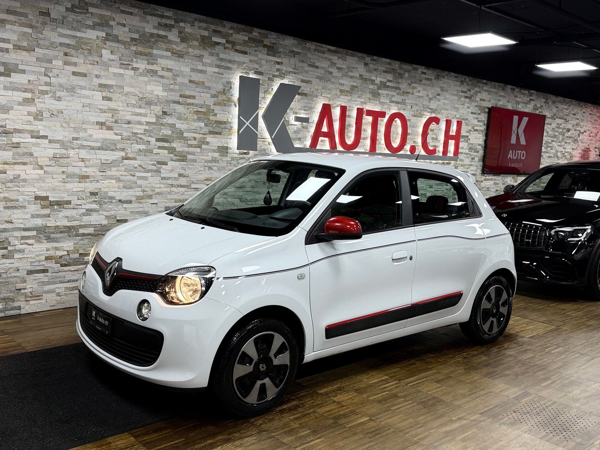 RENAULT Twingo 0.9 Swiss Edition EDC
