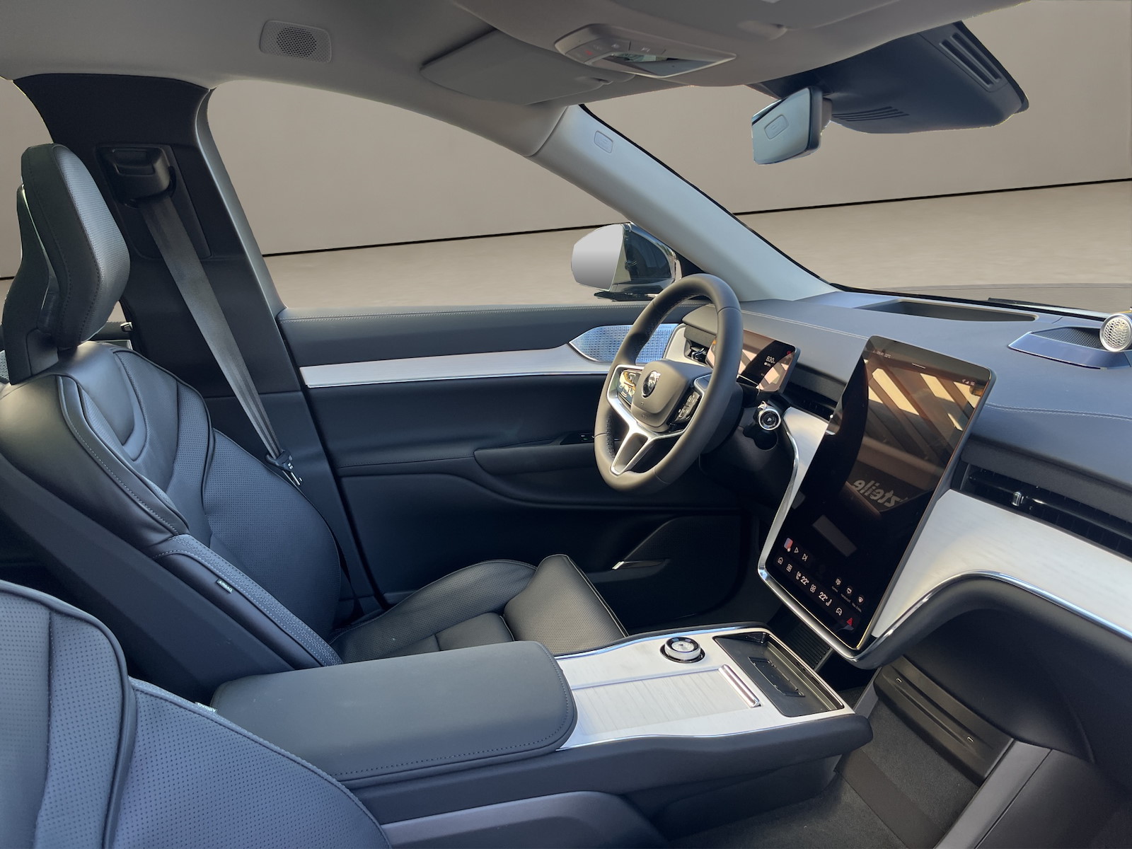 VOLVO EX 90 Twin Performance Ultra AWDD-image-12