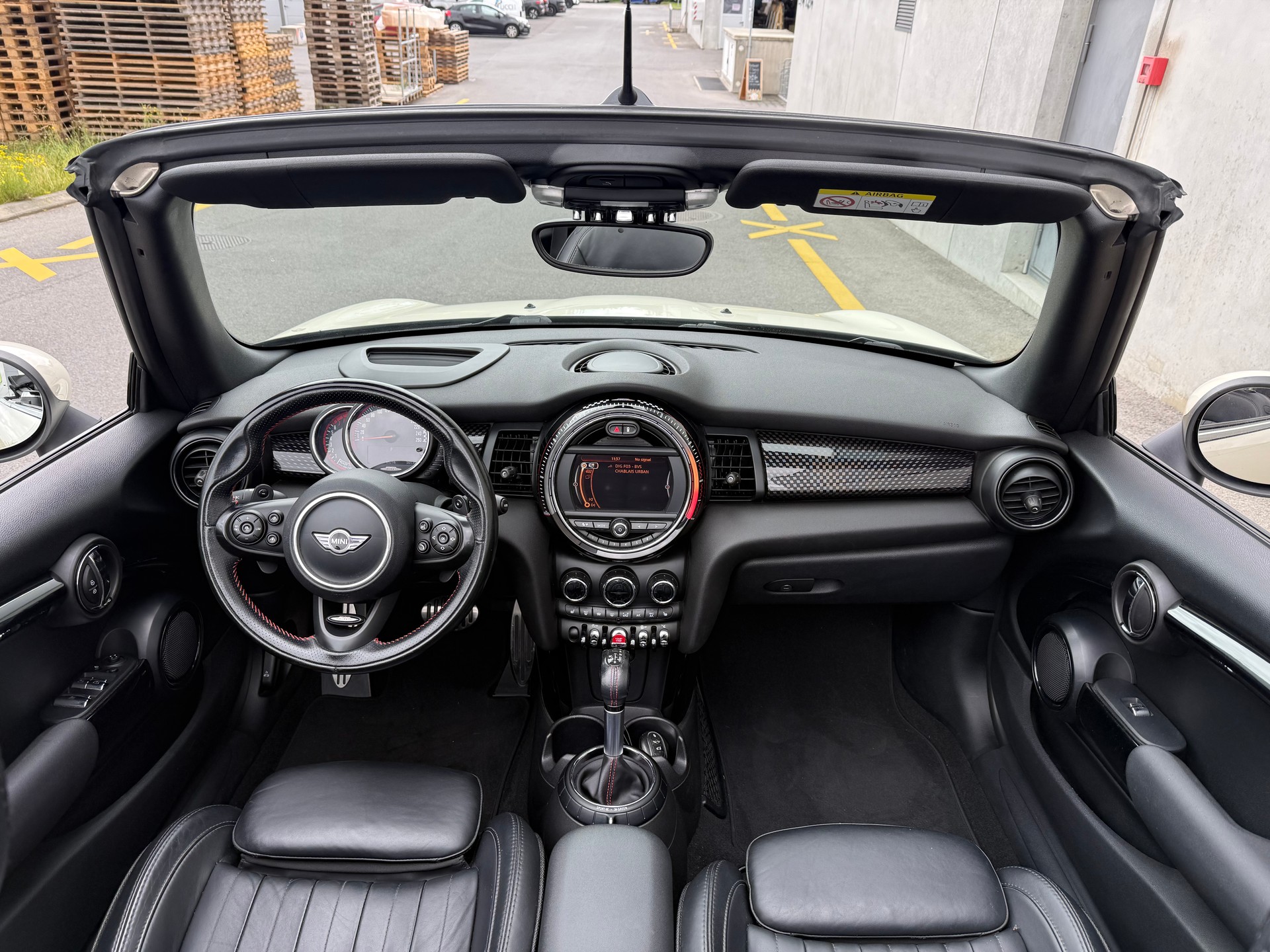 MINI Cooper John Cooper Works Cabriolet Steptronic(M)-image-6