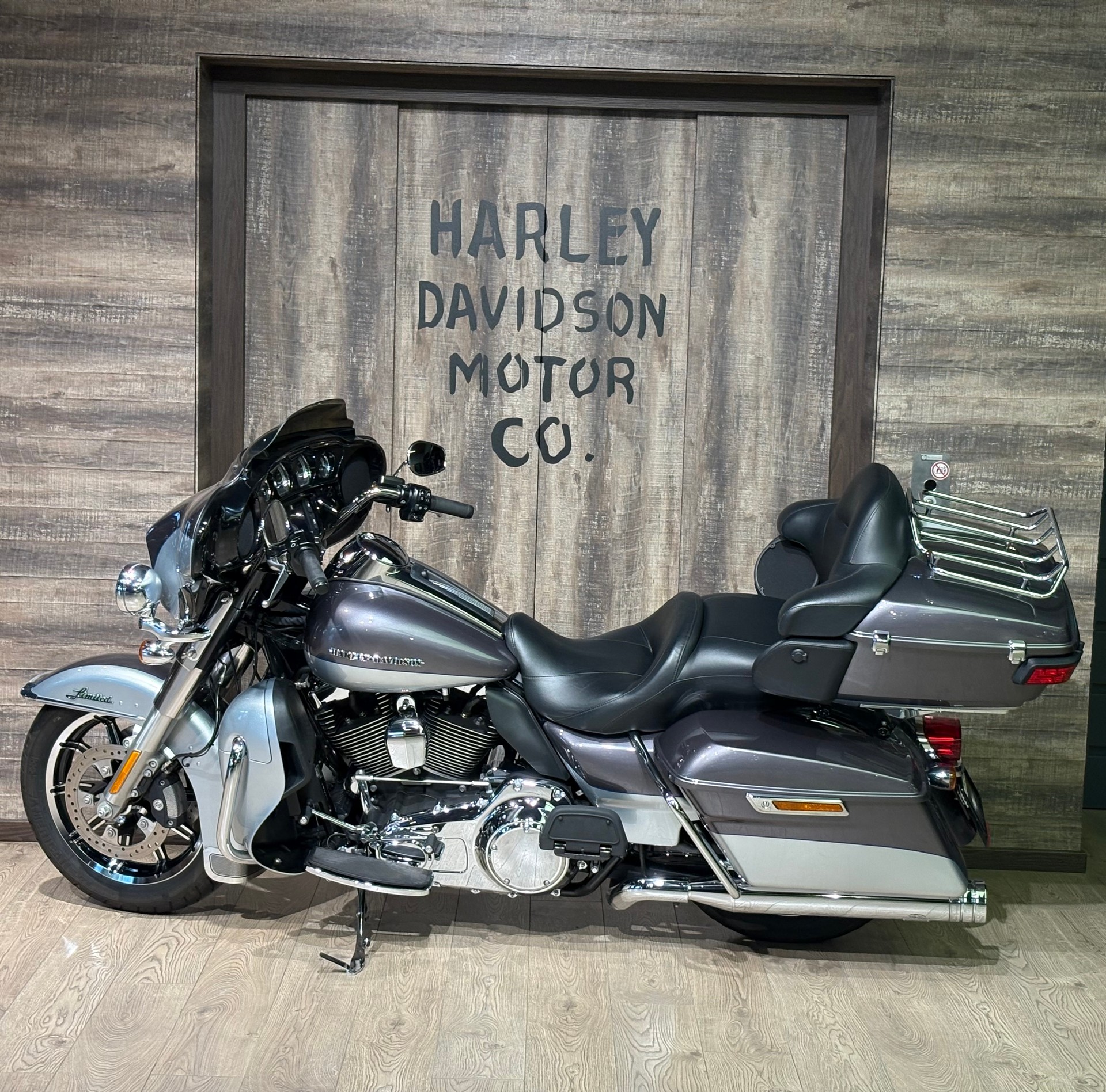 HARLEY-DAVIDSON FLHTK Electra Glide Ultra Limited-image-3