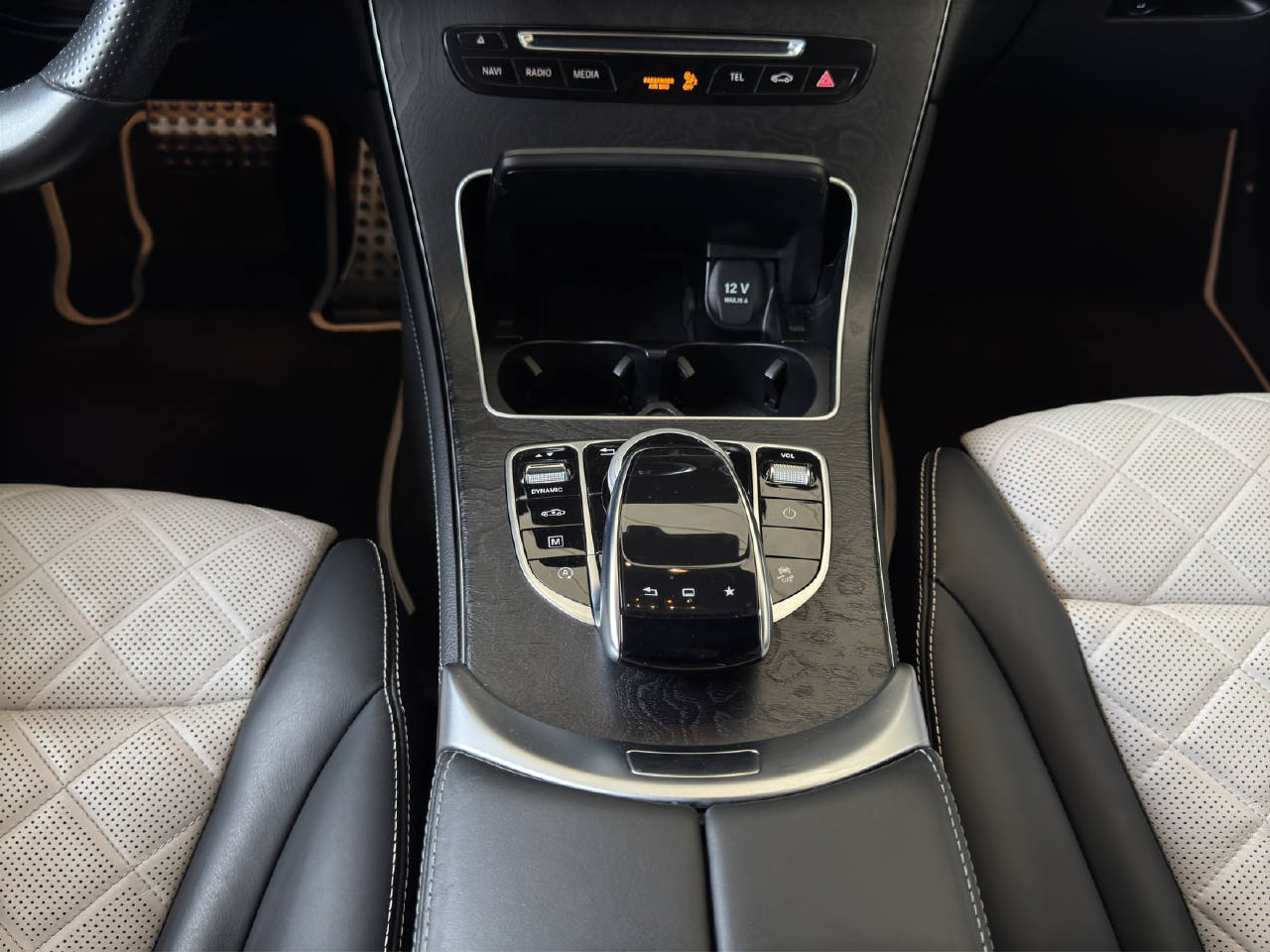 MERCEDES-BENZ GLC 250 d AMG-Line 4x4-image-16