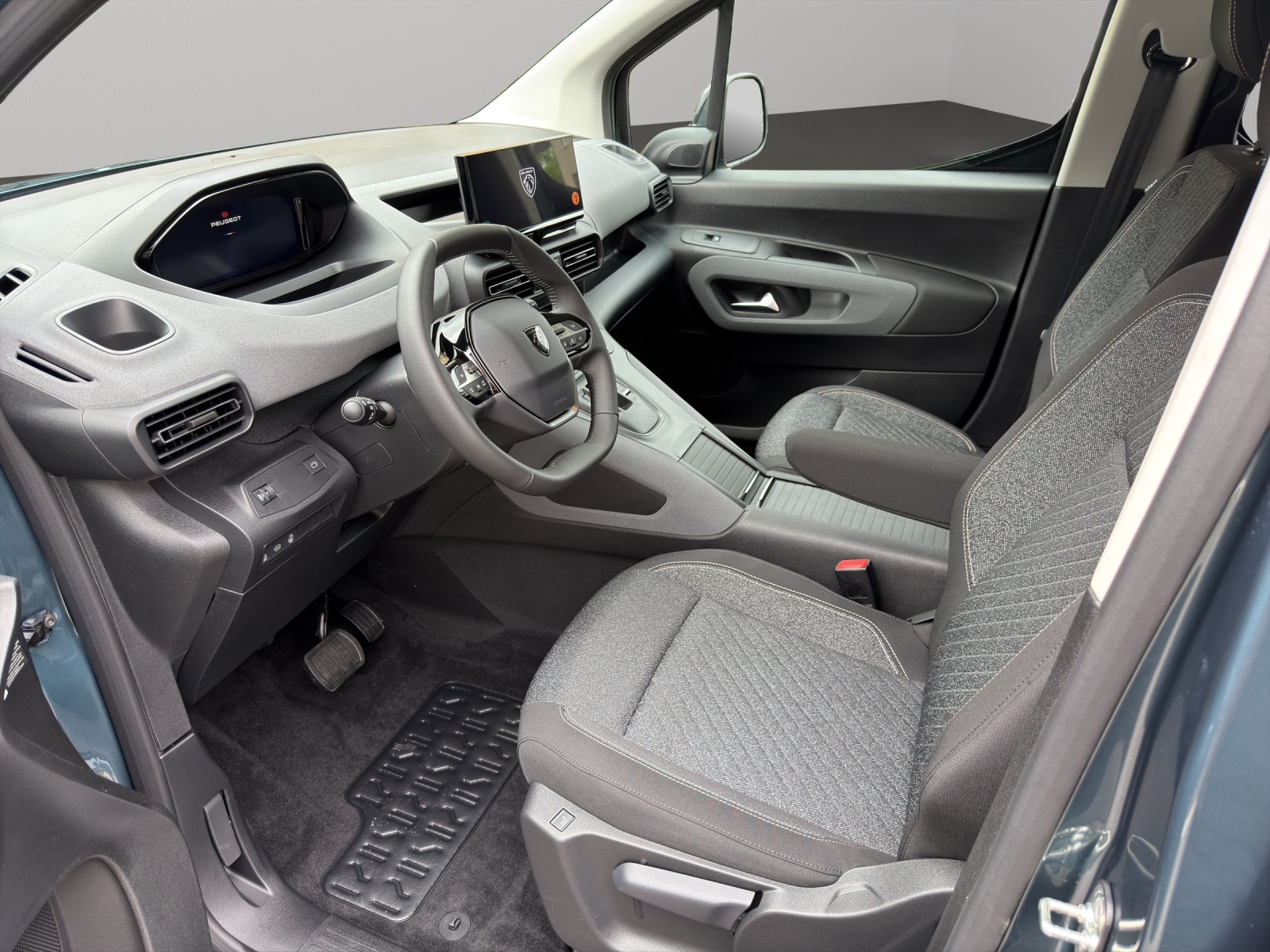 PEUGEOT Rifter Long 1.5 BlueHDi 130 Family Ed.-showroom-element-3