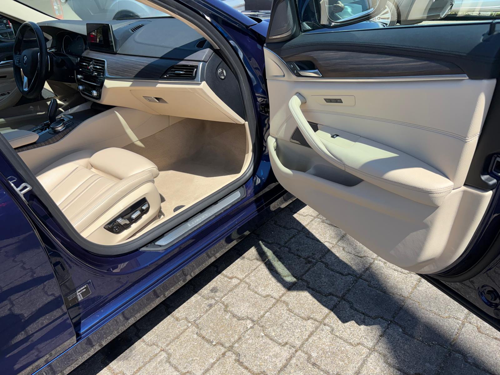 BMW 520d xDrive Touring Luxury Line Steptronic MFK+SERVICE 07.2026-image-10