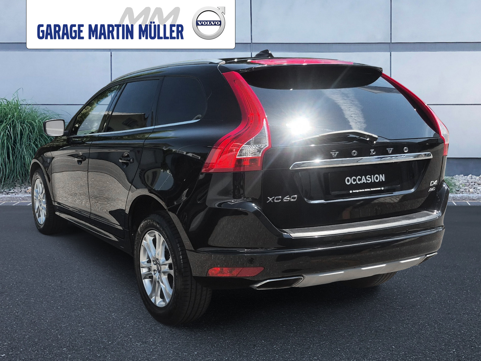 VOLVO XC60 2.4 D4 Ocean Race AWD-showroom-element-2