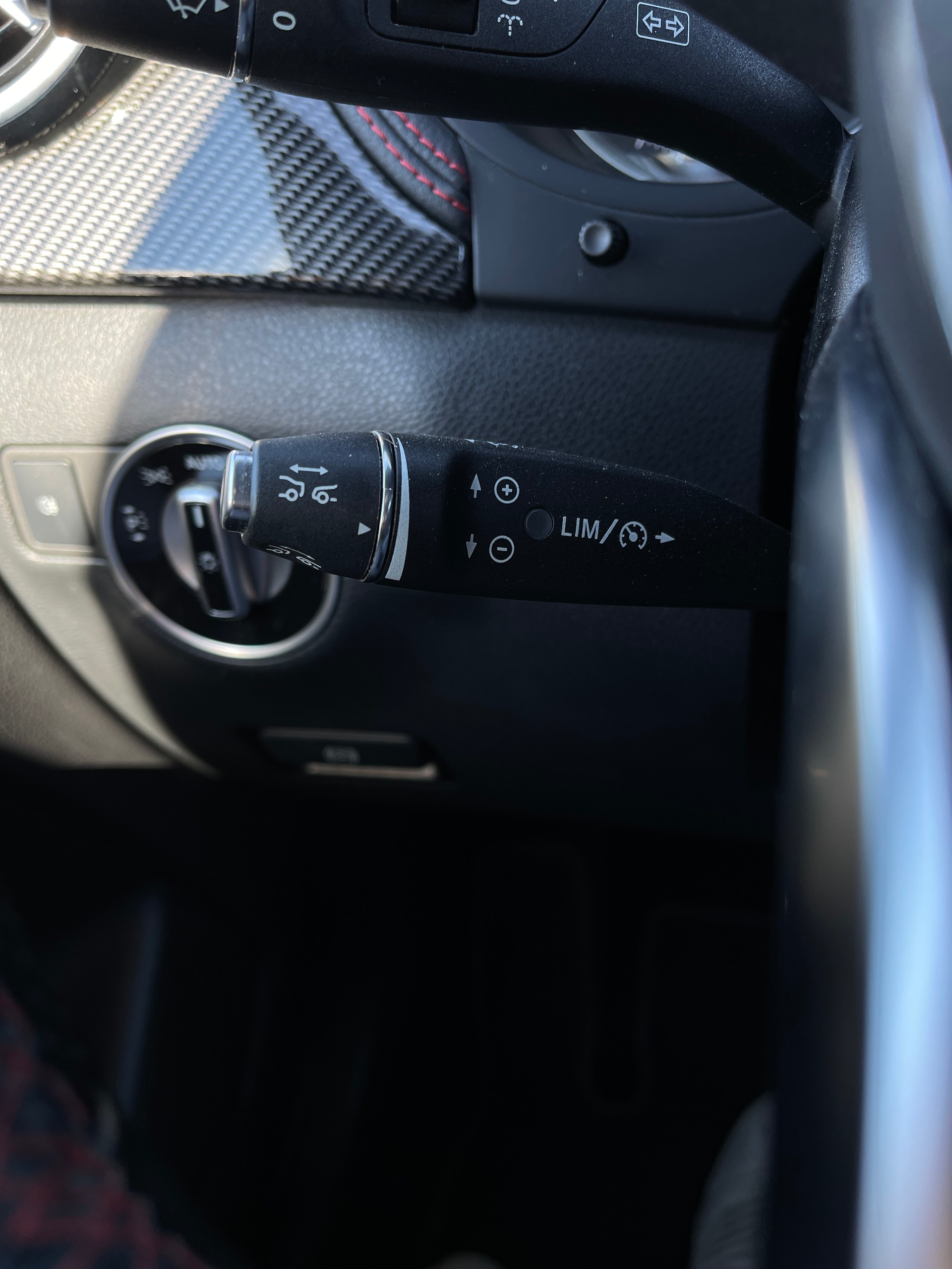 MERCEDES-BENZ B 220 CDI Swiss Star Edition AMG Line 4Matic-image-8