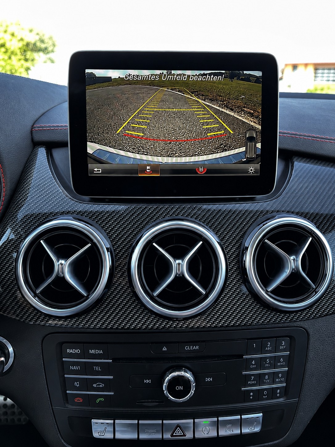 MERCEDES-BENZ B 220 CDI Swiss Star Edition AMG Line 4Matic-image-12