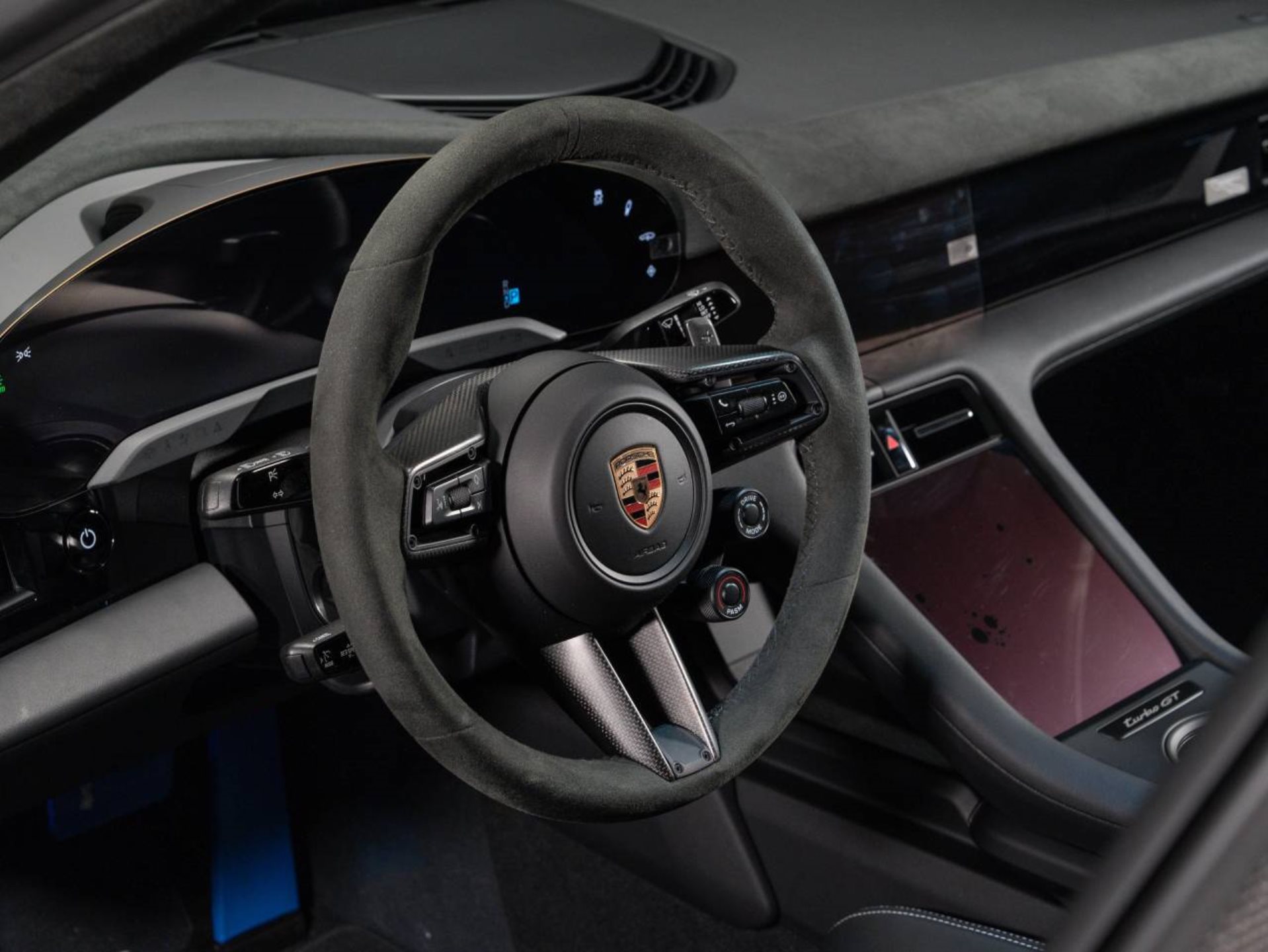 PORSCHE Taycan Turbo GT avec Paquet-Weissach-image-7