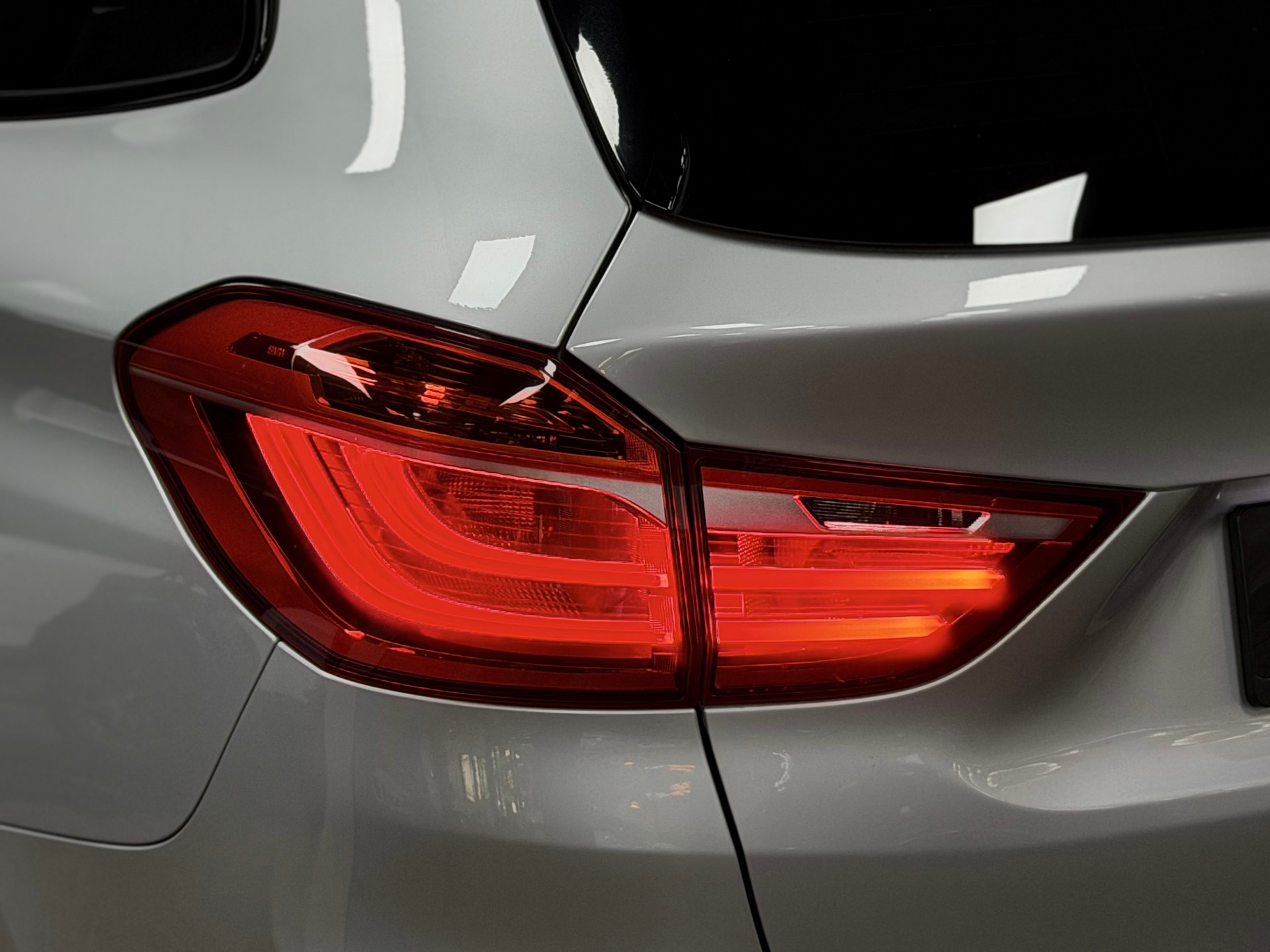 BMW 220d xDrive Gran Tourer Steptronic Sport Line-image-7
