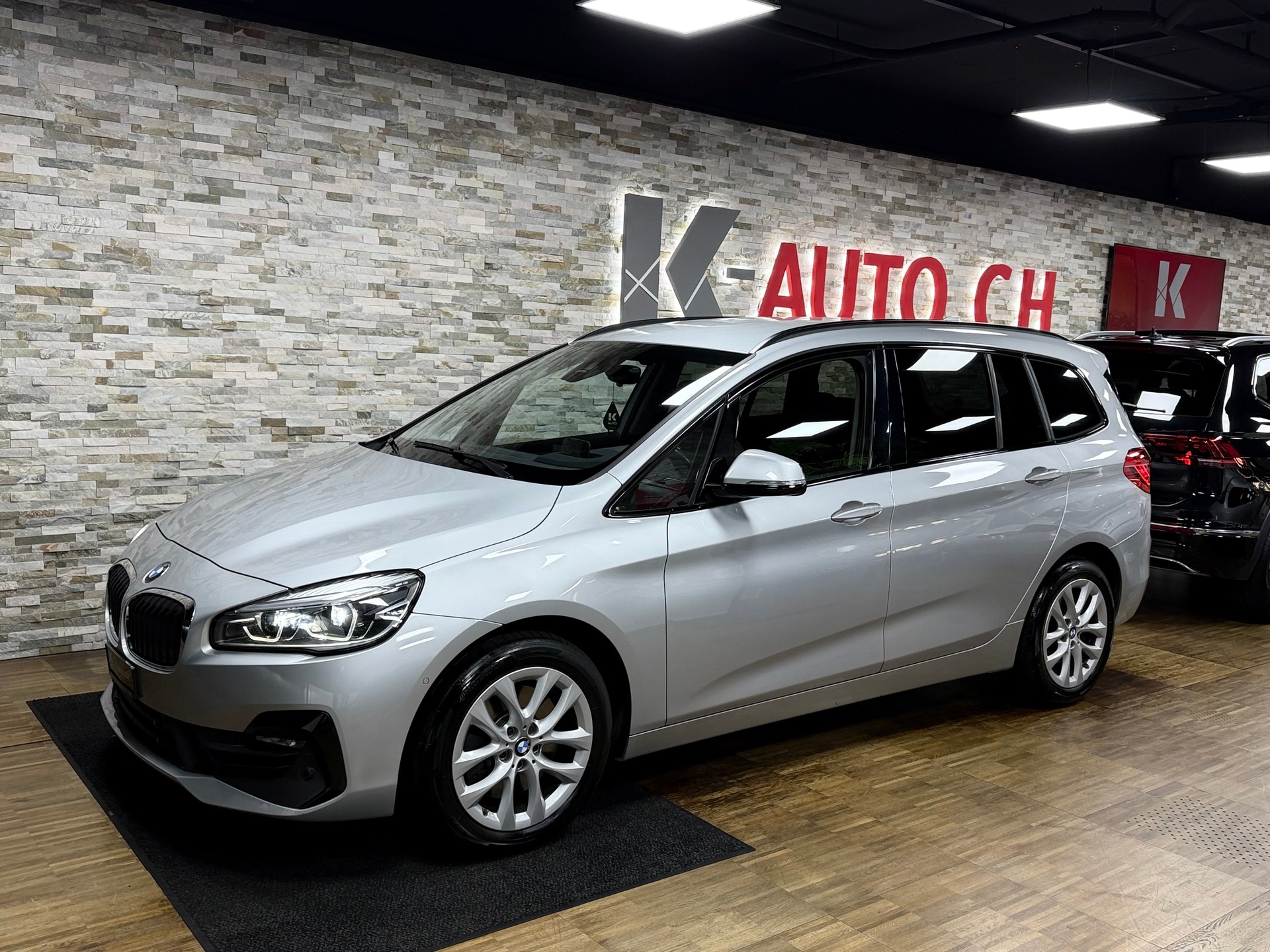 BMW 220d xDrive Gran Tourer Steptronic Sport Line