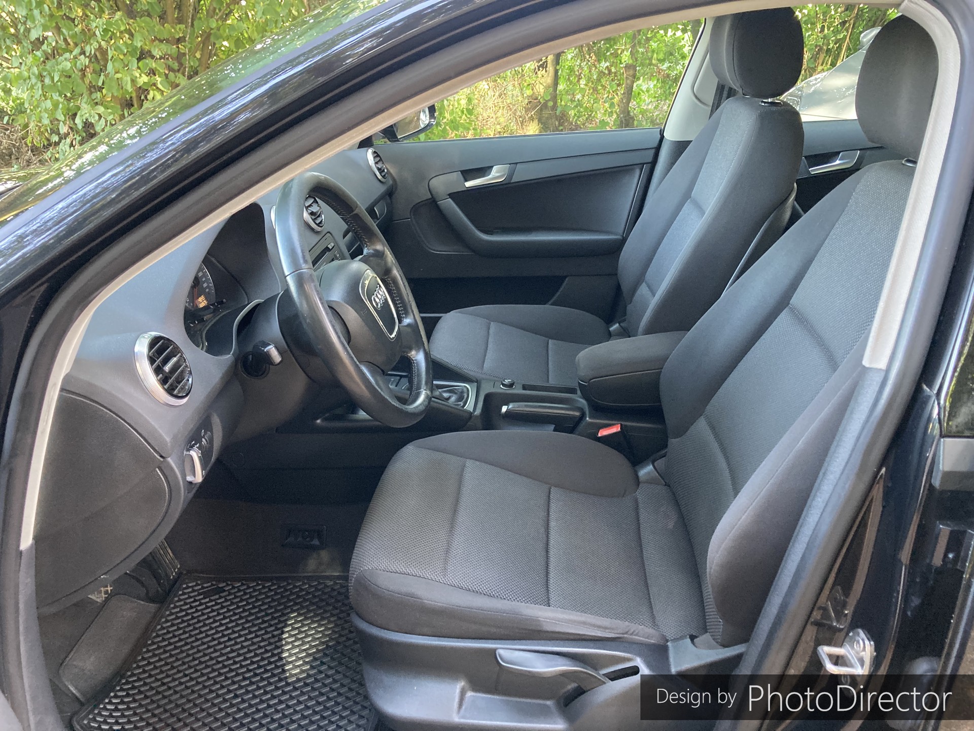 AUDI A3 Sportback 1.4 TFSI Attraction-image-5