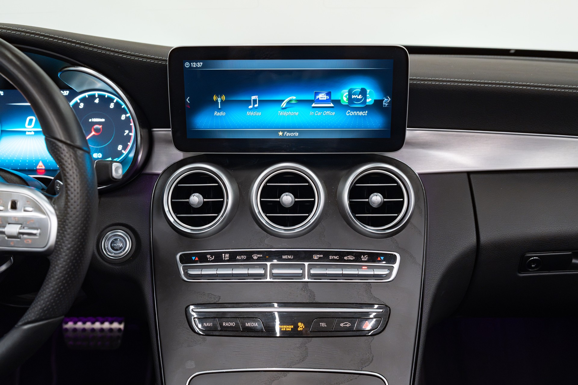 MERCEDES-BENZ C 200 AMG Line Cabriolet 4Matic 9G-Tronic-image-12