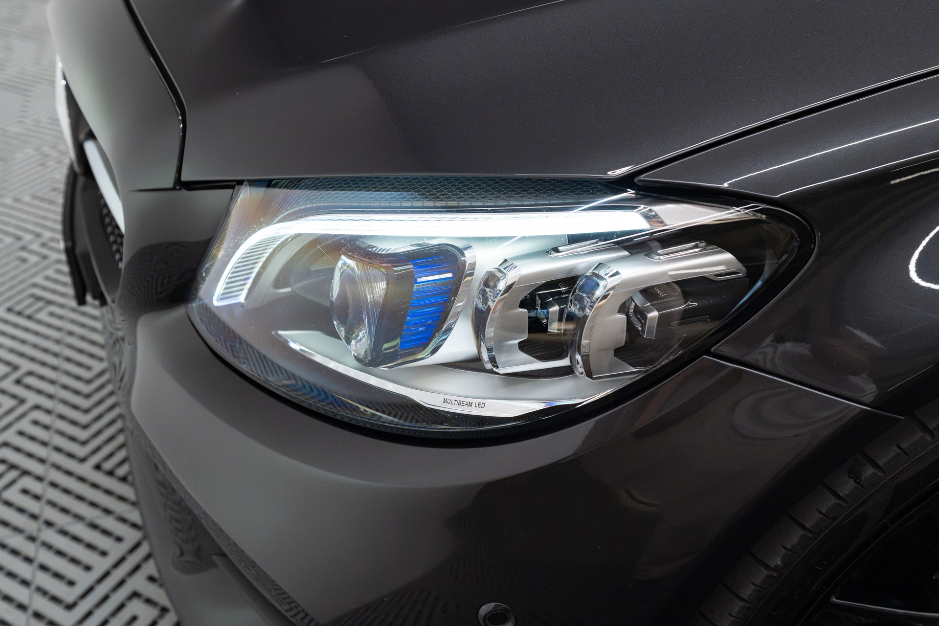 MERCEDES-BENZ C 200 AMG Line Cabriolet 4Matic 9G-Tronic-image-7