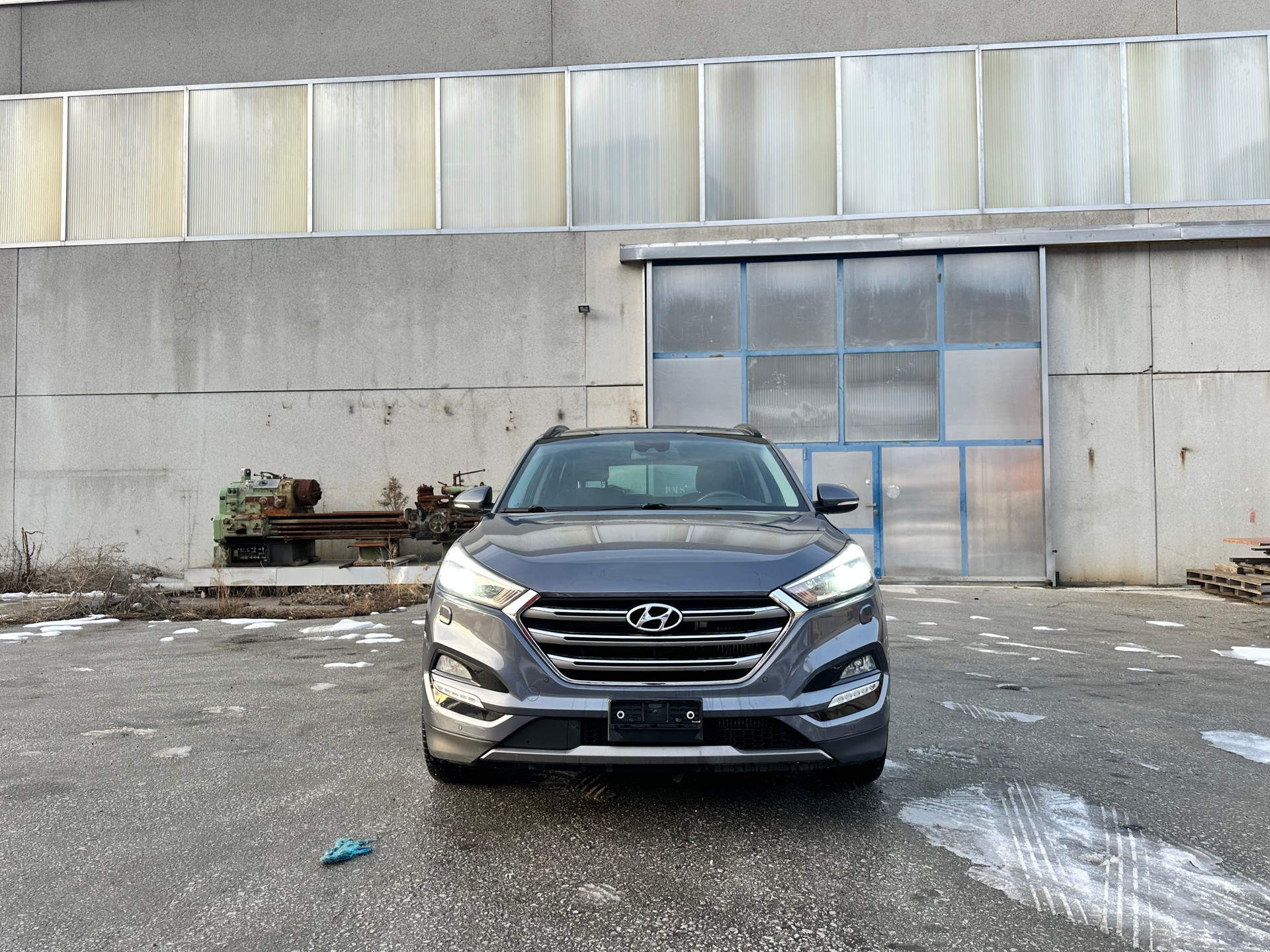 HYUNDAI Tucson 2.0 CRDI Vertex 4WD Automatic-image-2