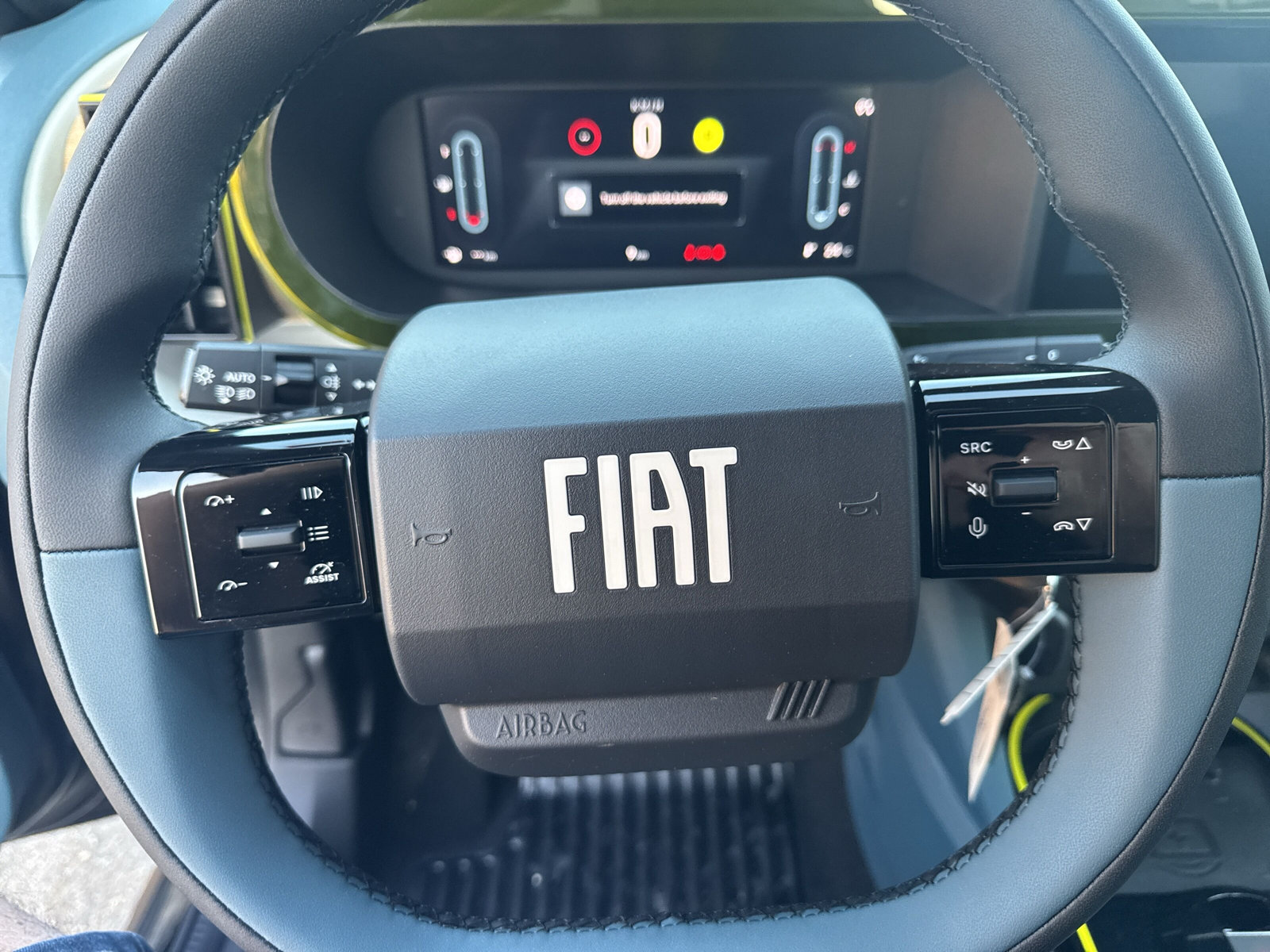 FIAT Grande Panda 1.2 Hybrid La Prima-image-14