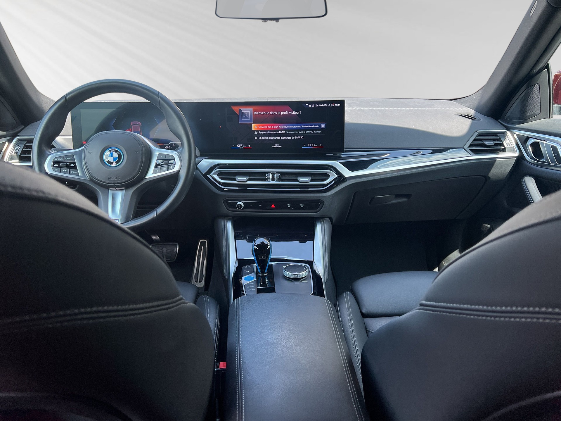 BMW i4 eDrive 40 M Sport Pro-image-5