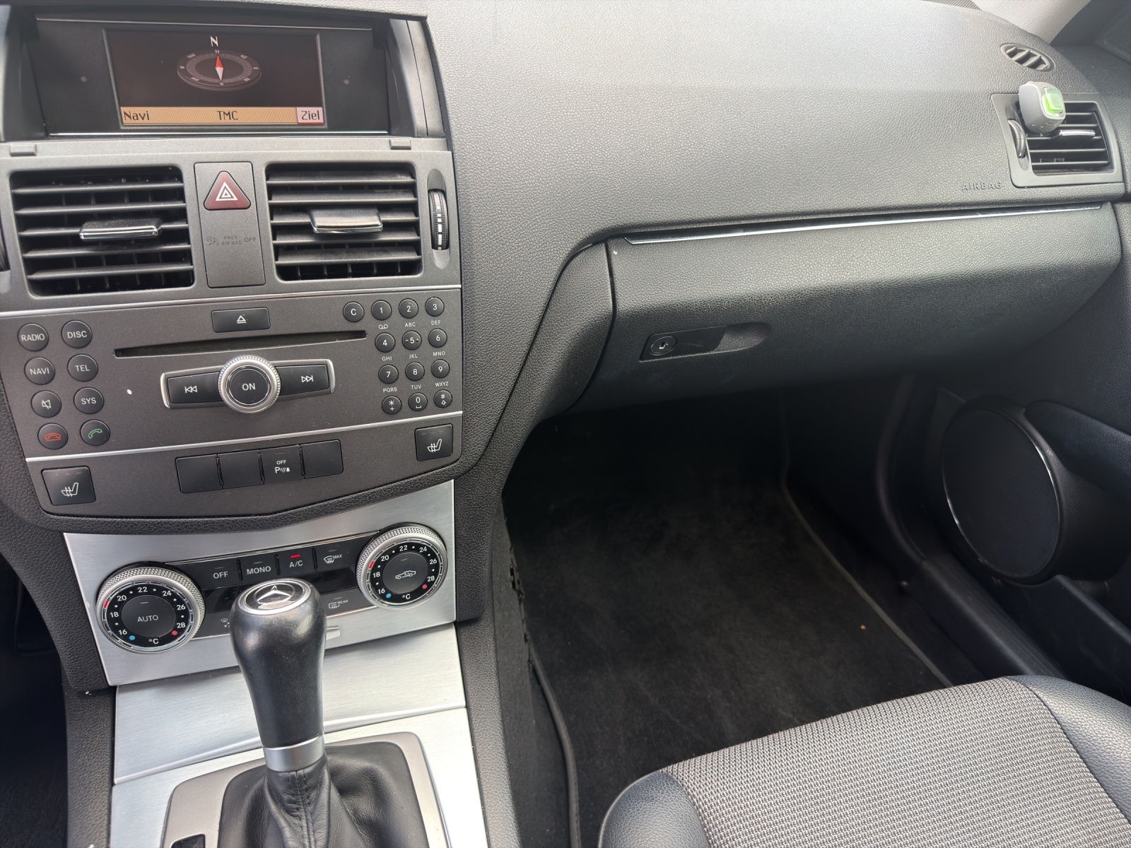 MERCEDES-BENZ C 250 CDI Blue Efficiency 4Matic 7G-Tronic-image-7