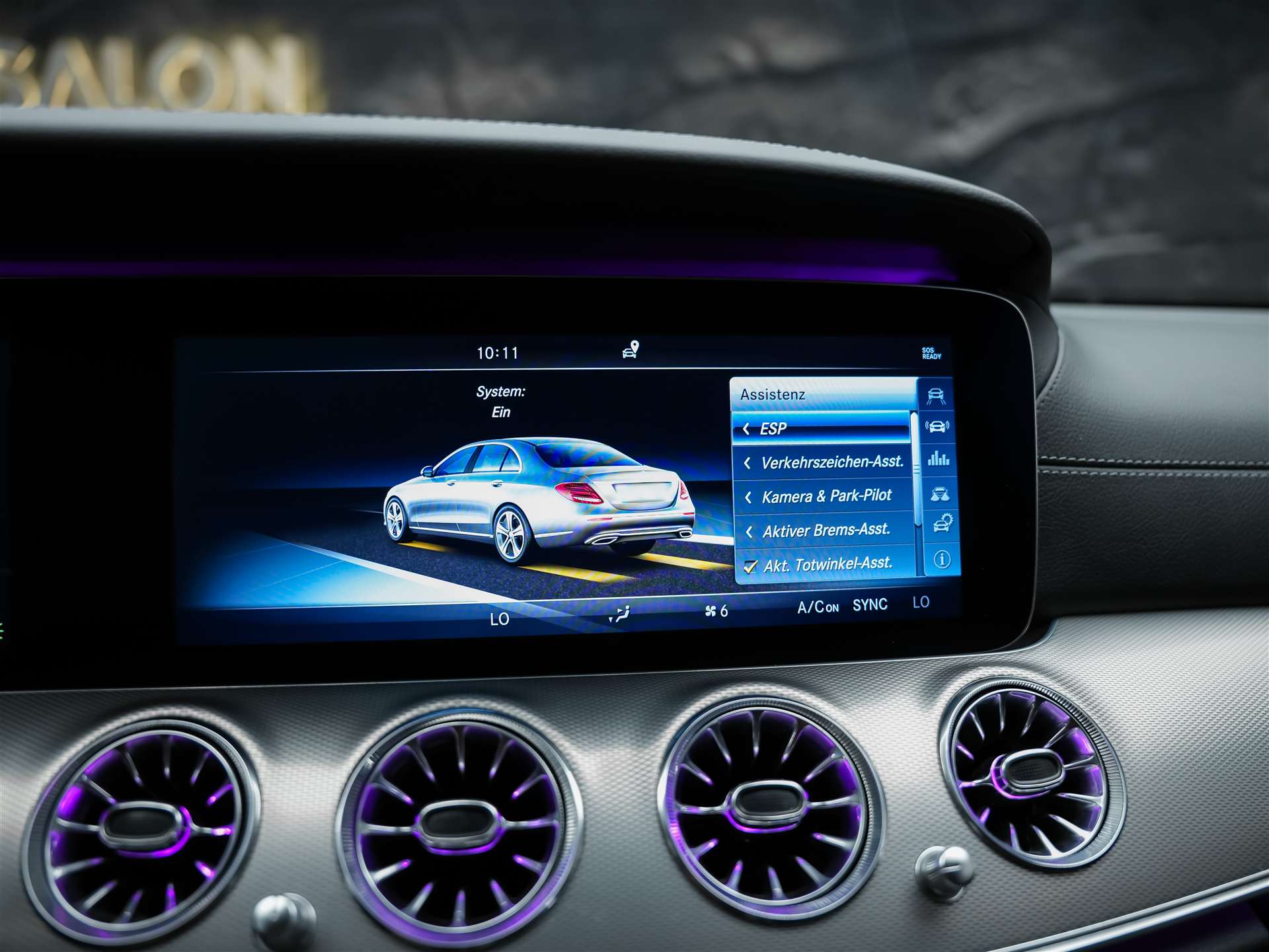 MERCEDES-BENZ E 220 d AMG Line 9G-Tronic *CH-Fahrzeug*Panorama*Head-Up*360°*-image-39