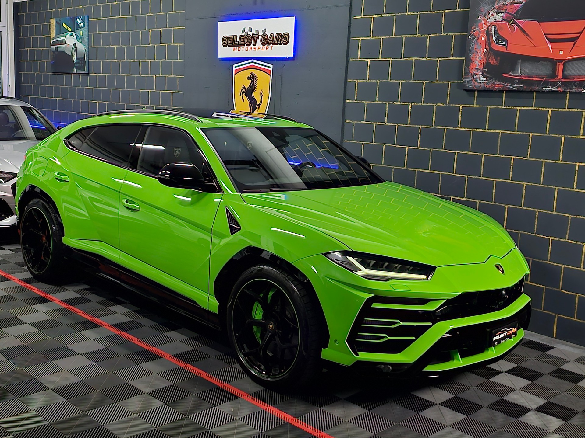 LAMBORGHINI Urus E-Gear