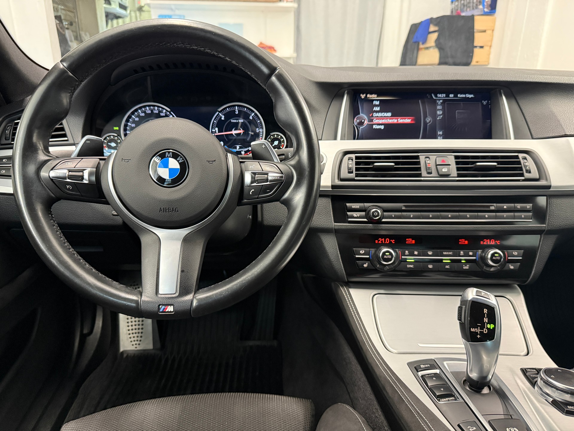 BMW 520d Touring xDrive Steptronic M-PAKET Ab 290.- pro Monat-image-13