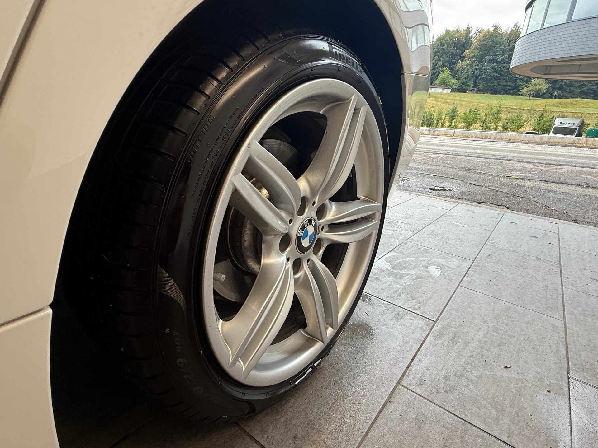 BMW 520d Touring xDrive Steptronic M-PAKET Ab 290.- pro Monat-image-22