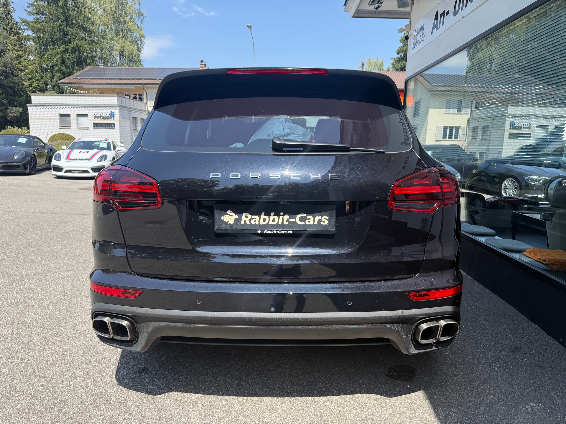 PORSCHE Cayenne Turbo-image-4