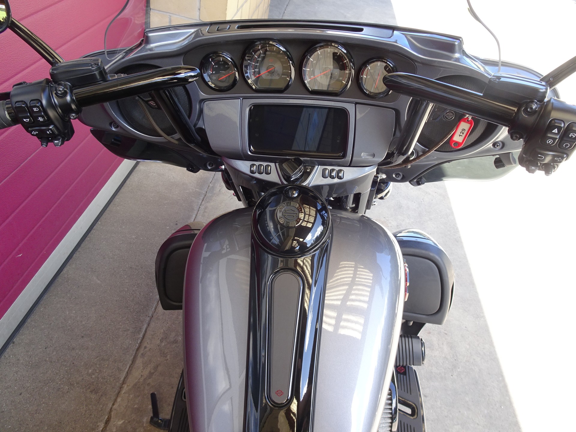 HARLEY-DAVIDSON FLHTKSE Electra Glide Ultra Limited 117 CVO-image-5