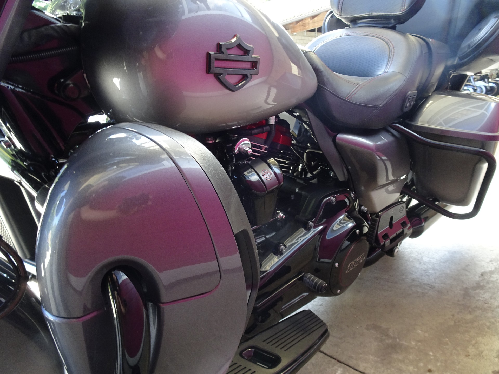 HARLEY-DAVIDSON FLHTKSE Electra Glide Ultra Limited 117 CVO-image-12