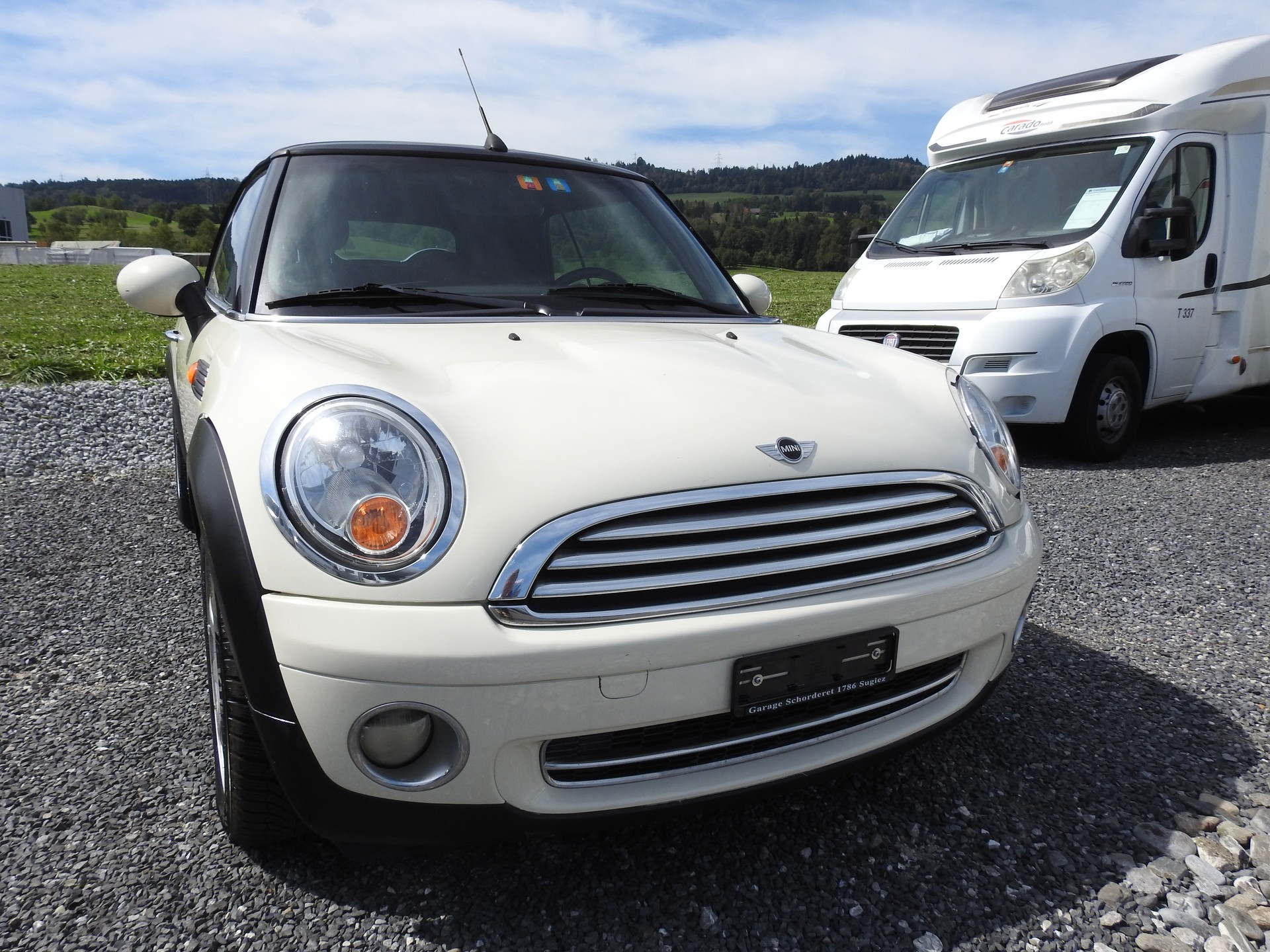 MINI Cooper Cabriolet-image-7