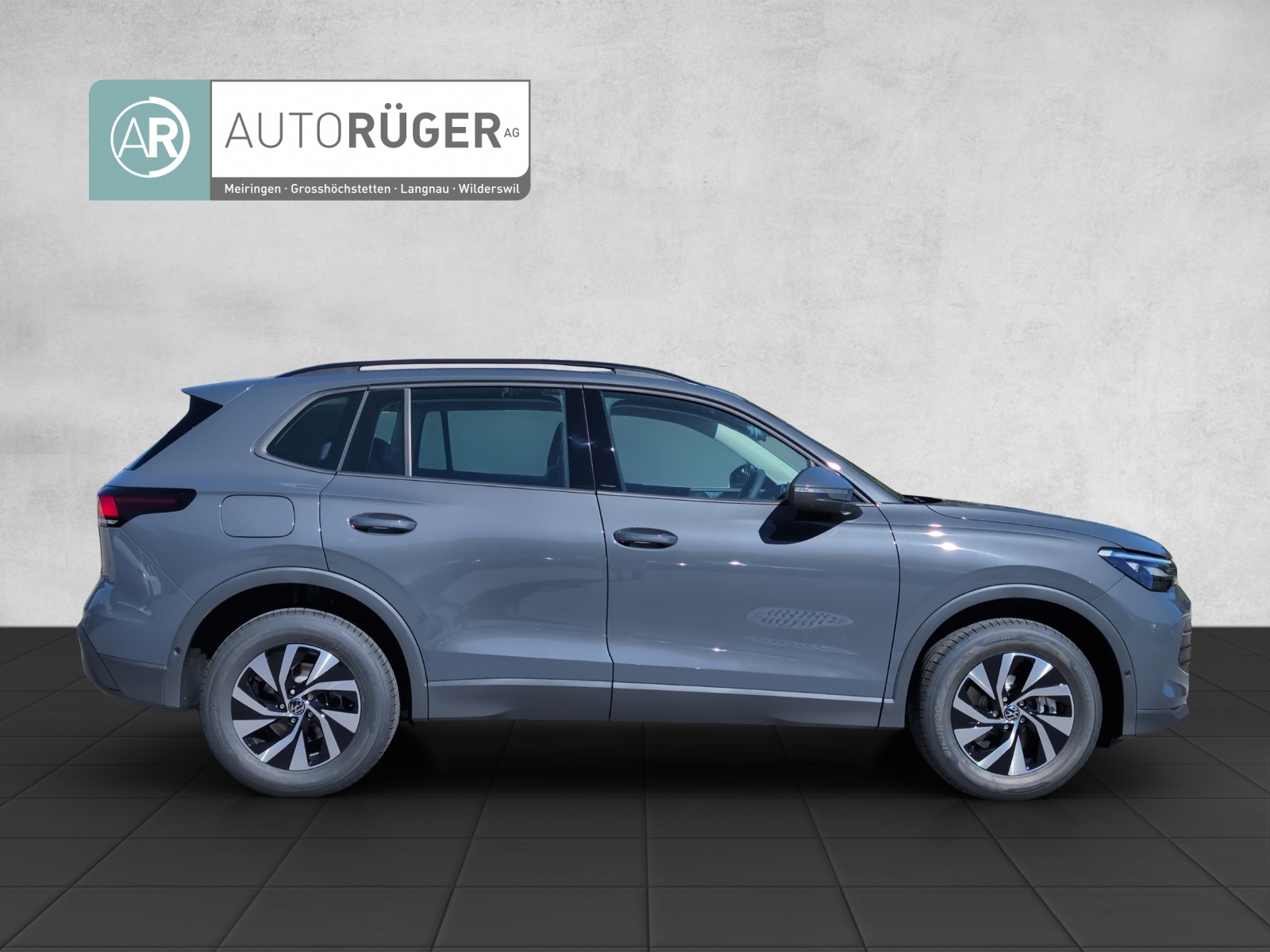 VW Tiguan Life-image-6