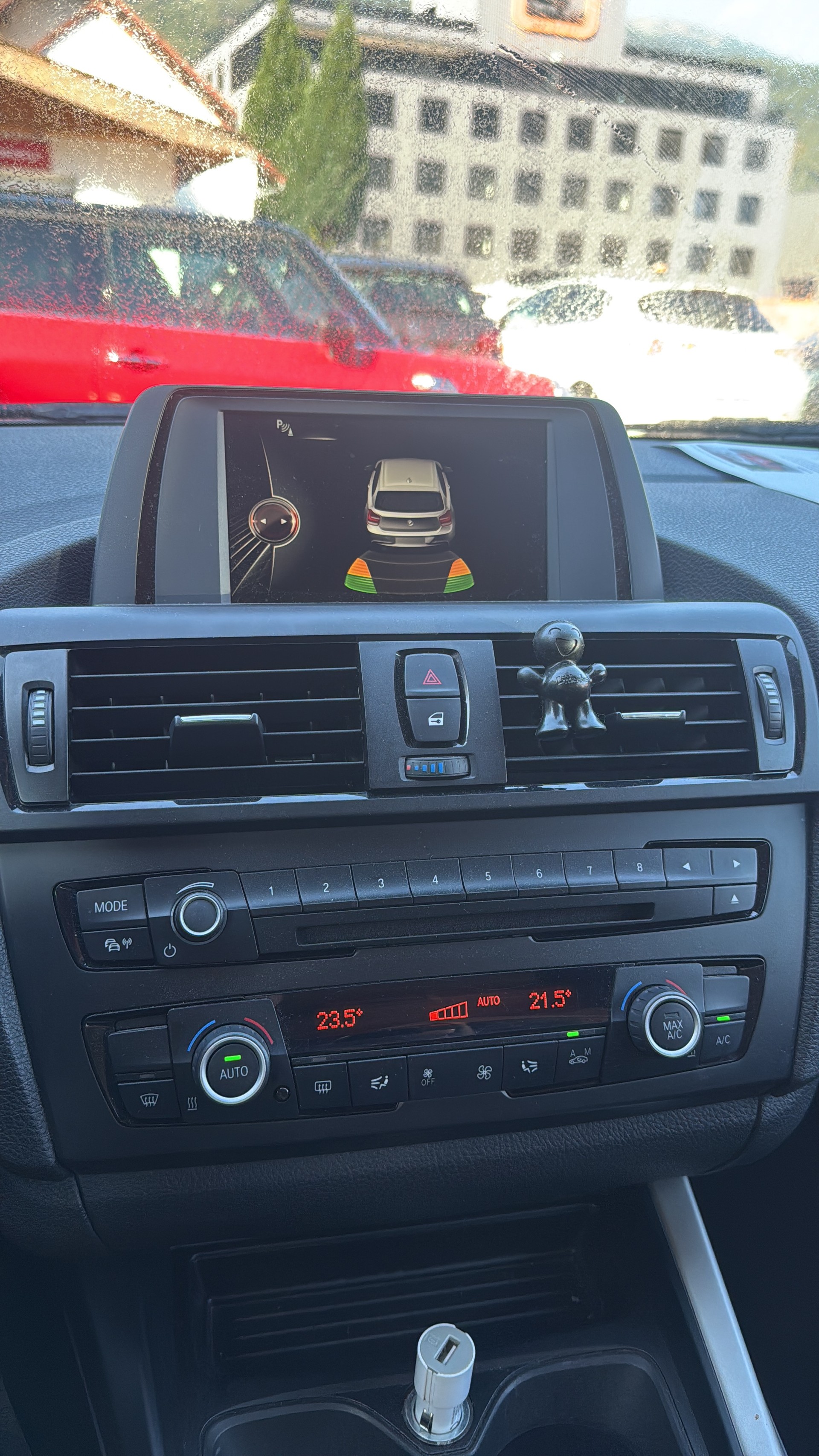 BMW 116i-image-21