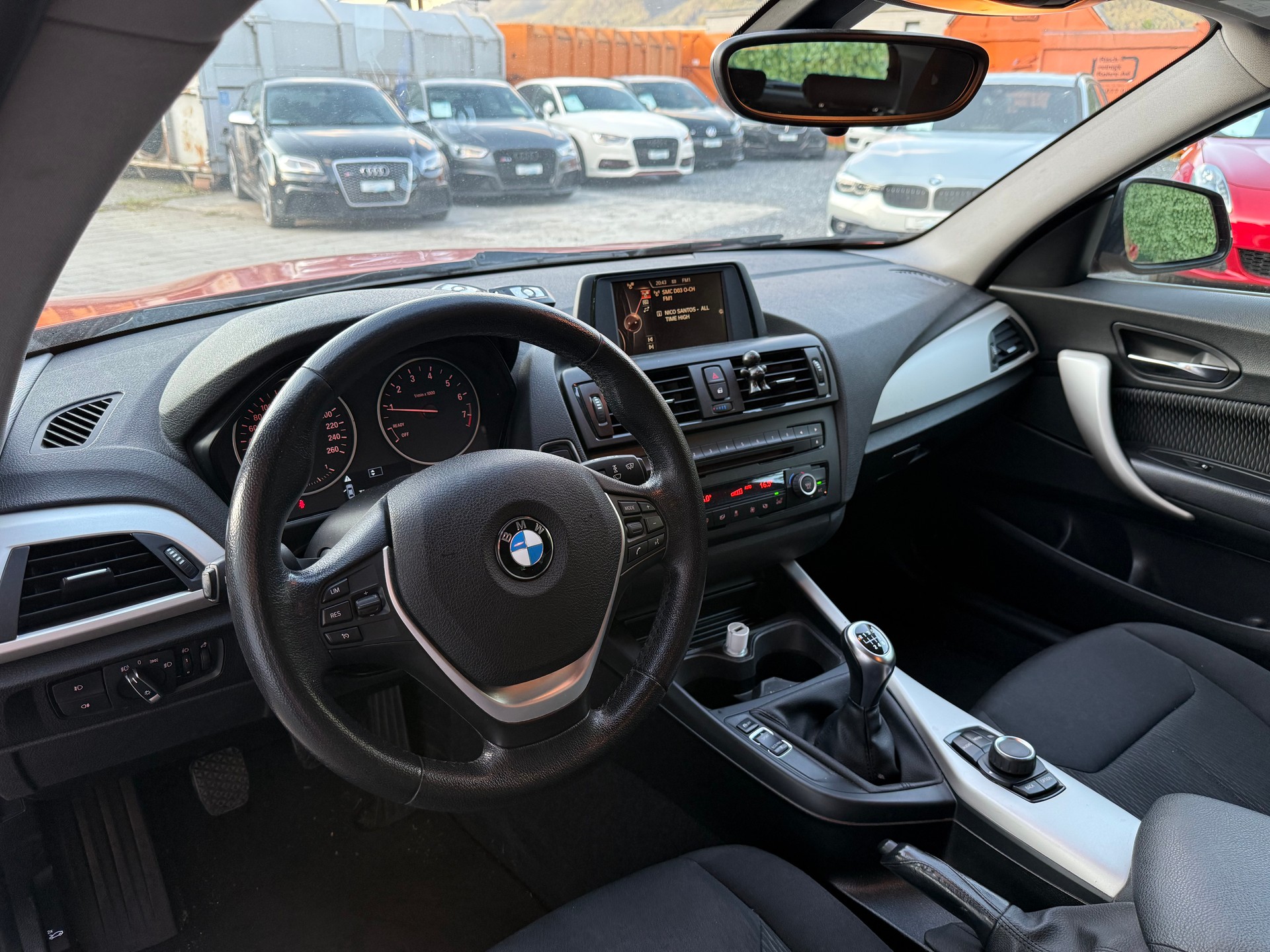 BMW 116i-image-15