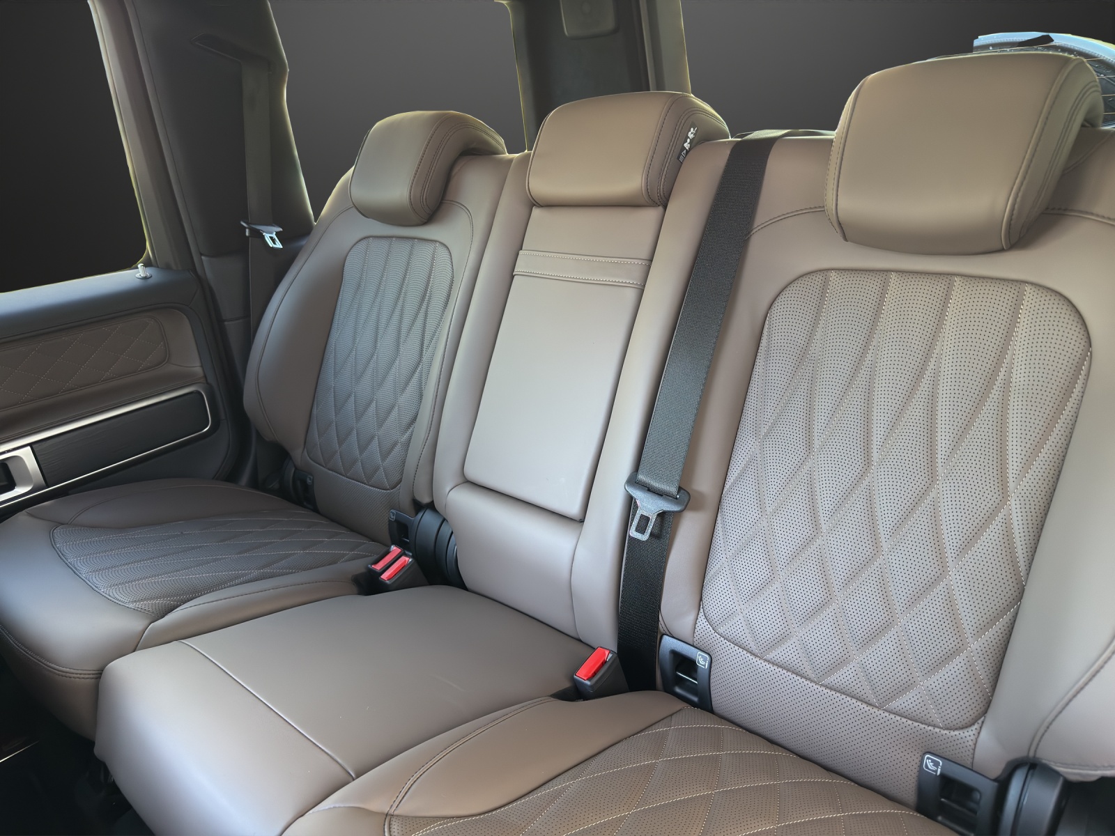 MERCEDES-BENZ G 63 AMG 9G-Tronic-image-13
