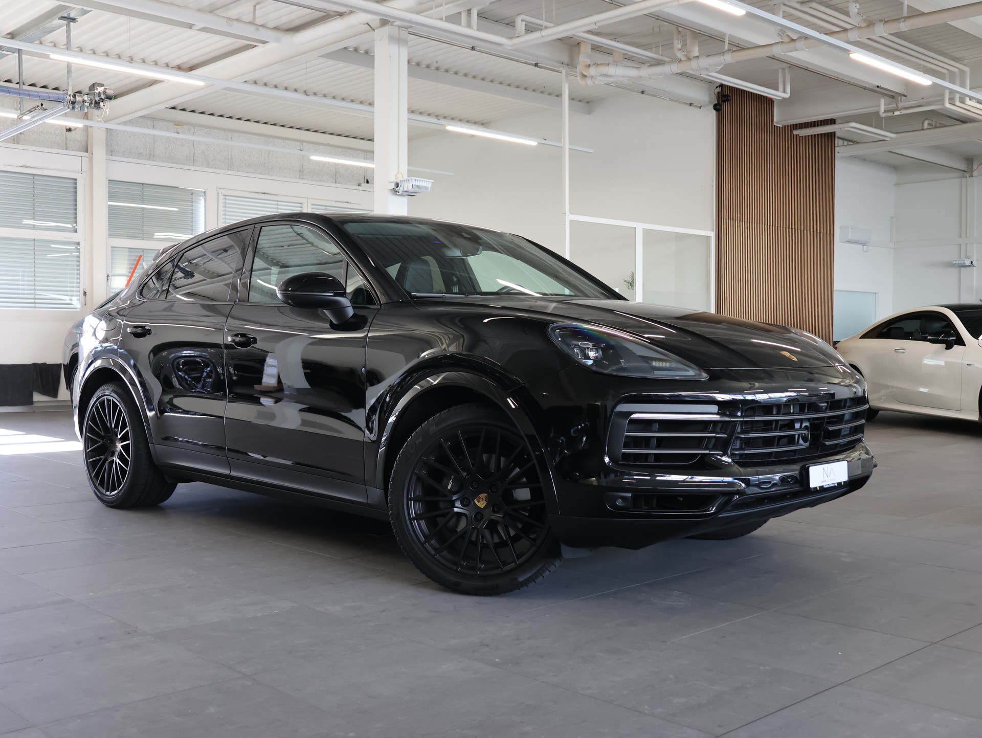 PORSCHE Cayenne Coupé Platinum Edition